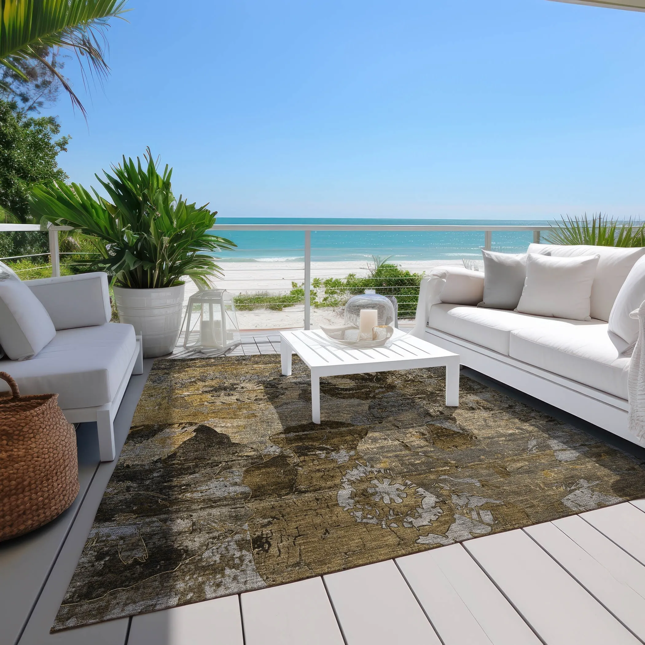 Machine Washable Indoor/ Outdoor Abstract Leaves Chantille Rug