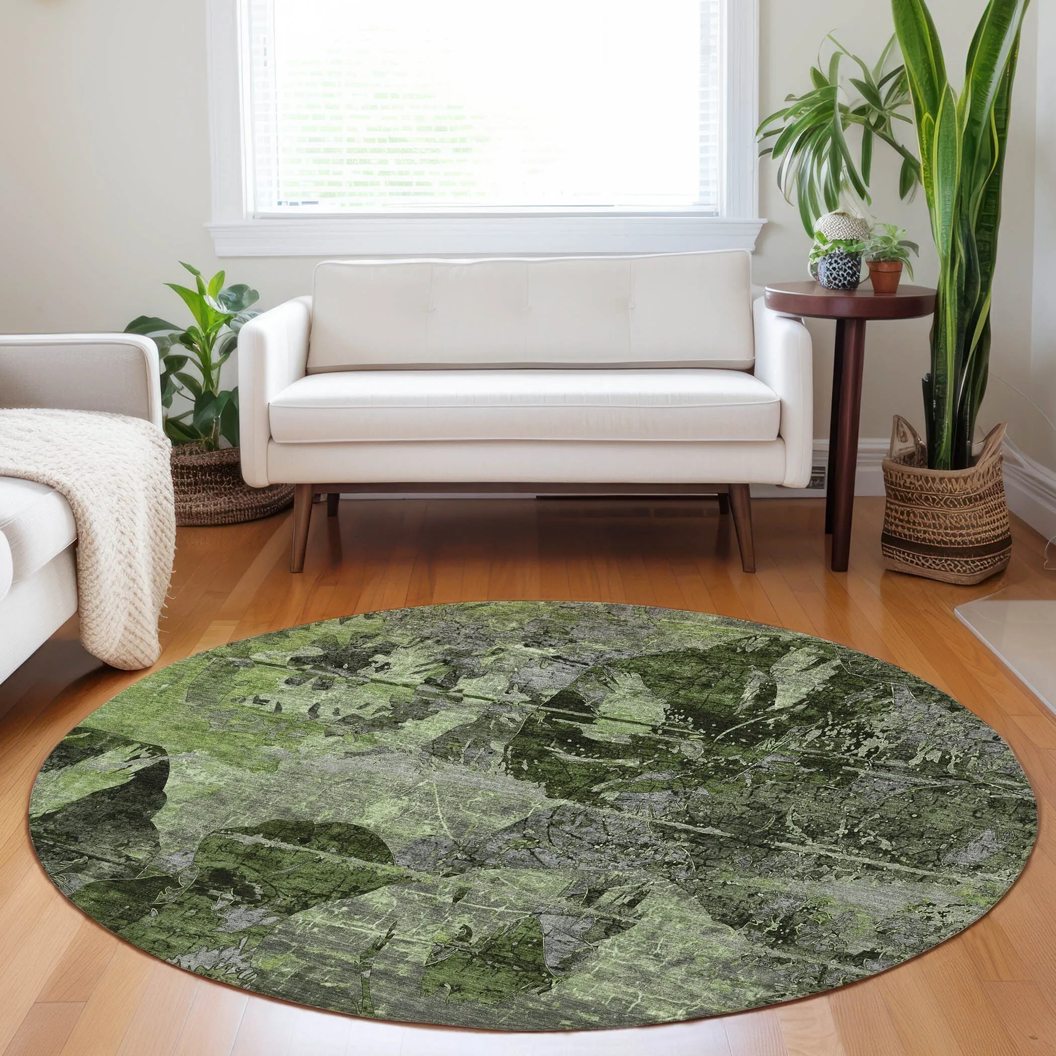 Machine Washable Indoor/ Outdoor Abstract Leaves Chantille Rug