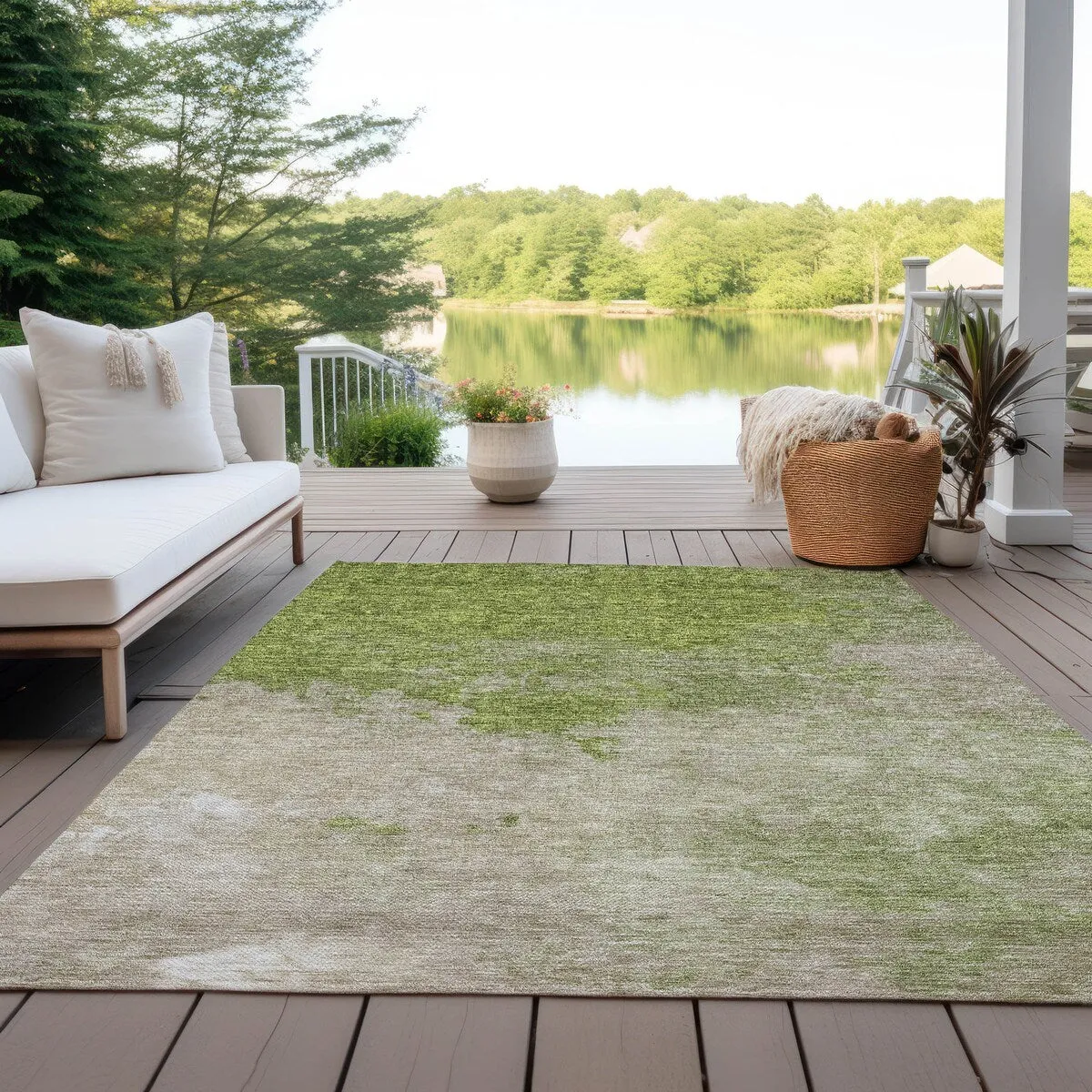 Machine Washable Indoor/ Outdoor Abstract Modern Chantille Rug