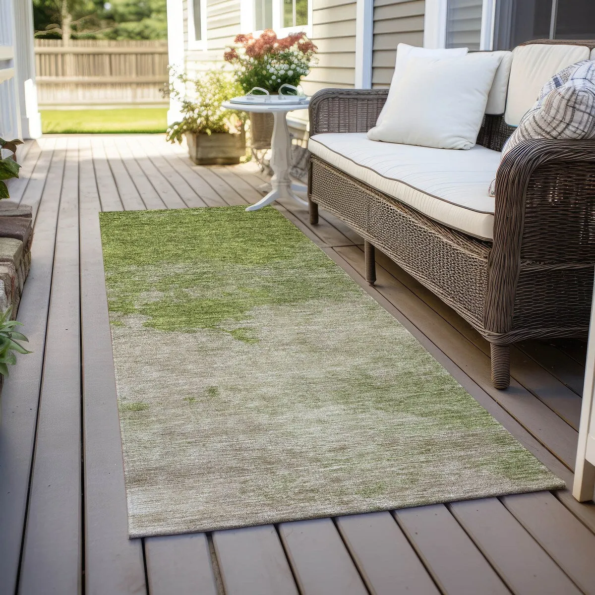 Machine Washable Indoor/ Outdoor Abstract Modern Chantille Rug