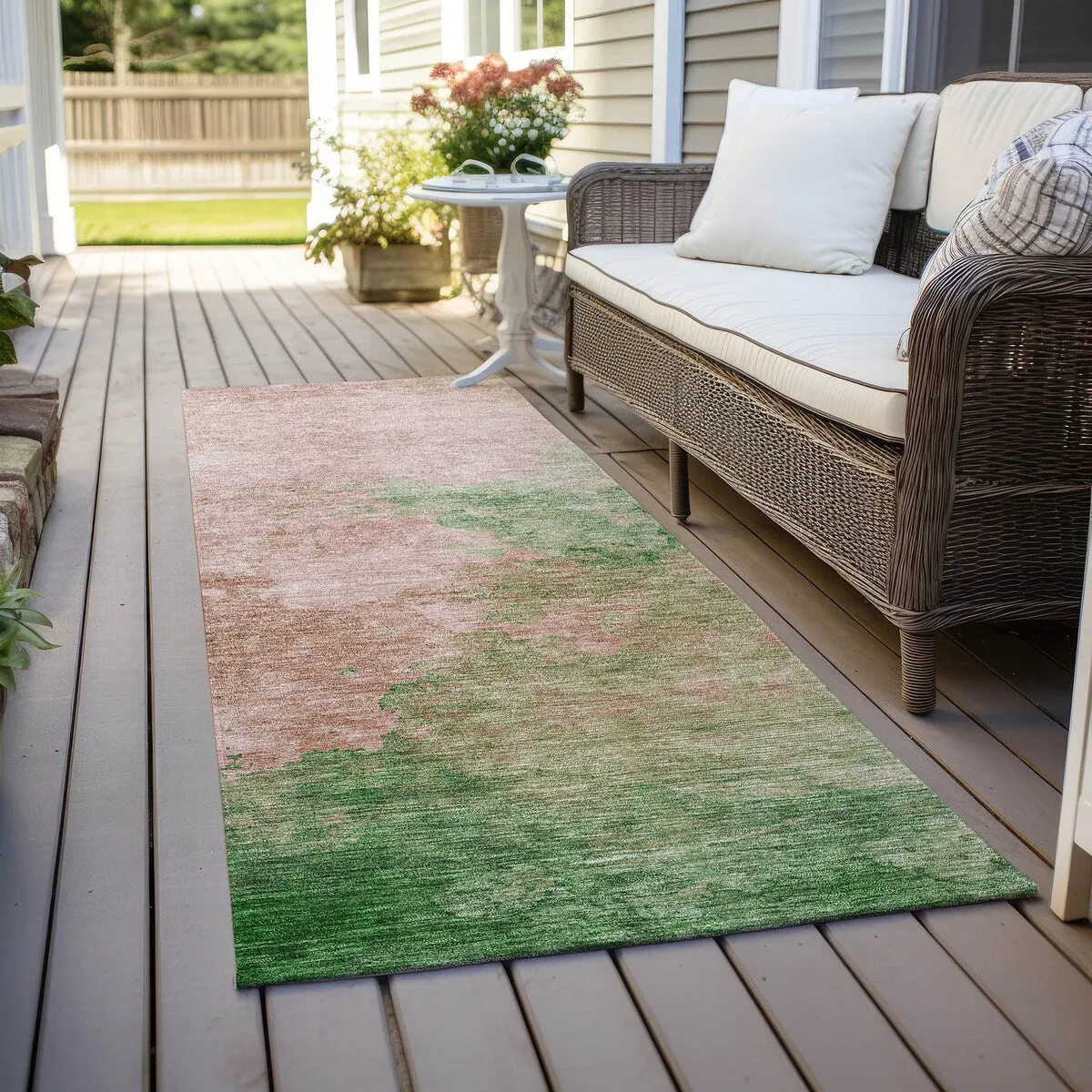 Machine Washable Indoor/ Outdoor Abstract Modern Chantille Rug