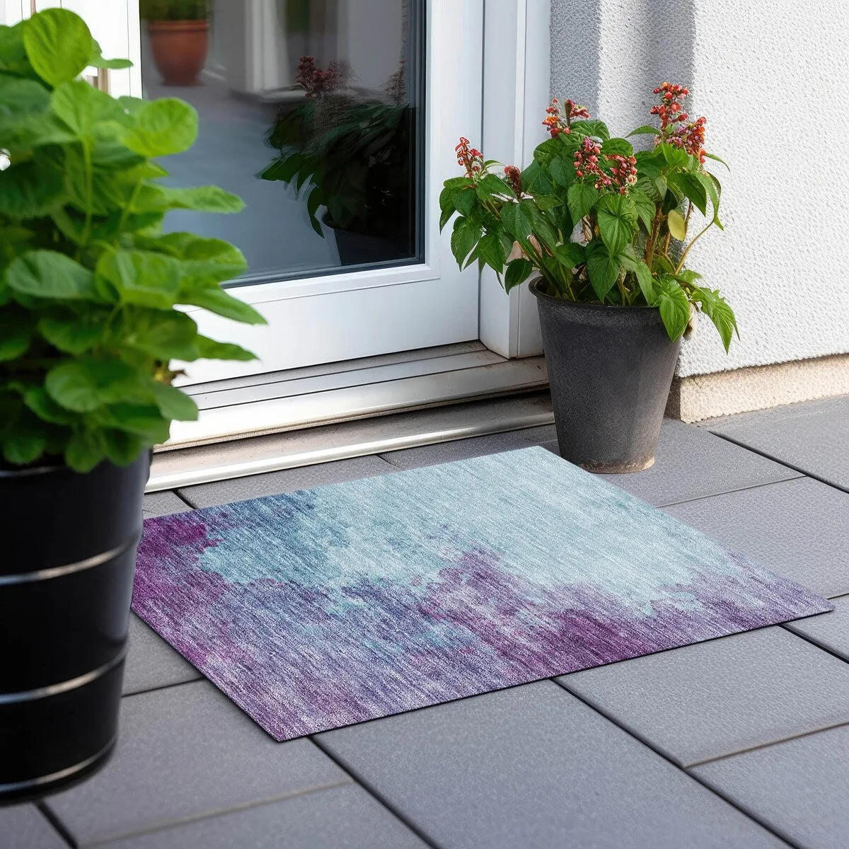 Machine Washable Indoor/ Outdoor Abstract Modern Chantille Rug