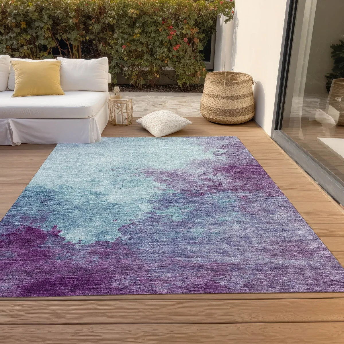 Machine Washable Indoor/ Outdoor Abstract Modern Chantille Rug