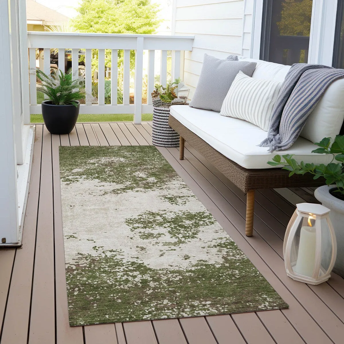 Machine Washable Indoor/ Outdoor Abstract Pixels Chantille Rug