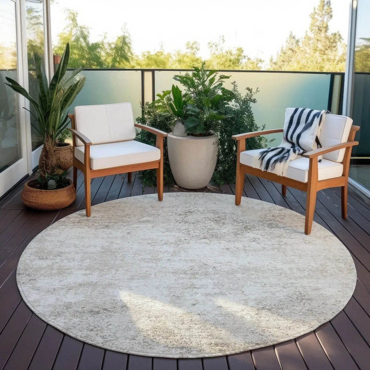 Machine Washable Indoor/ Outdoor Abstract Pixels Chantille Rug