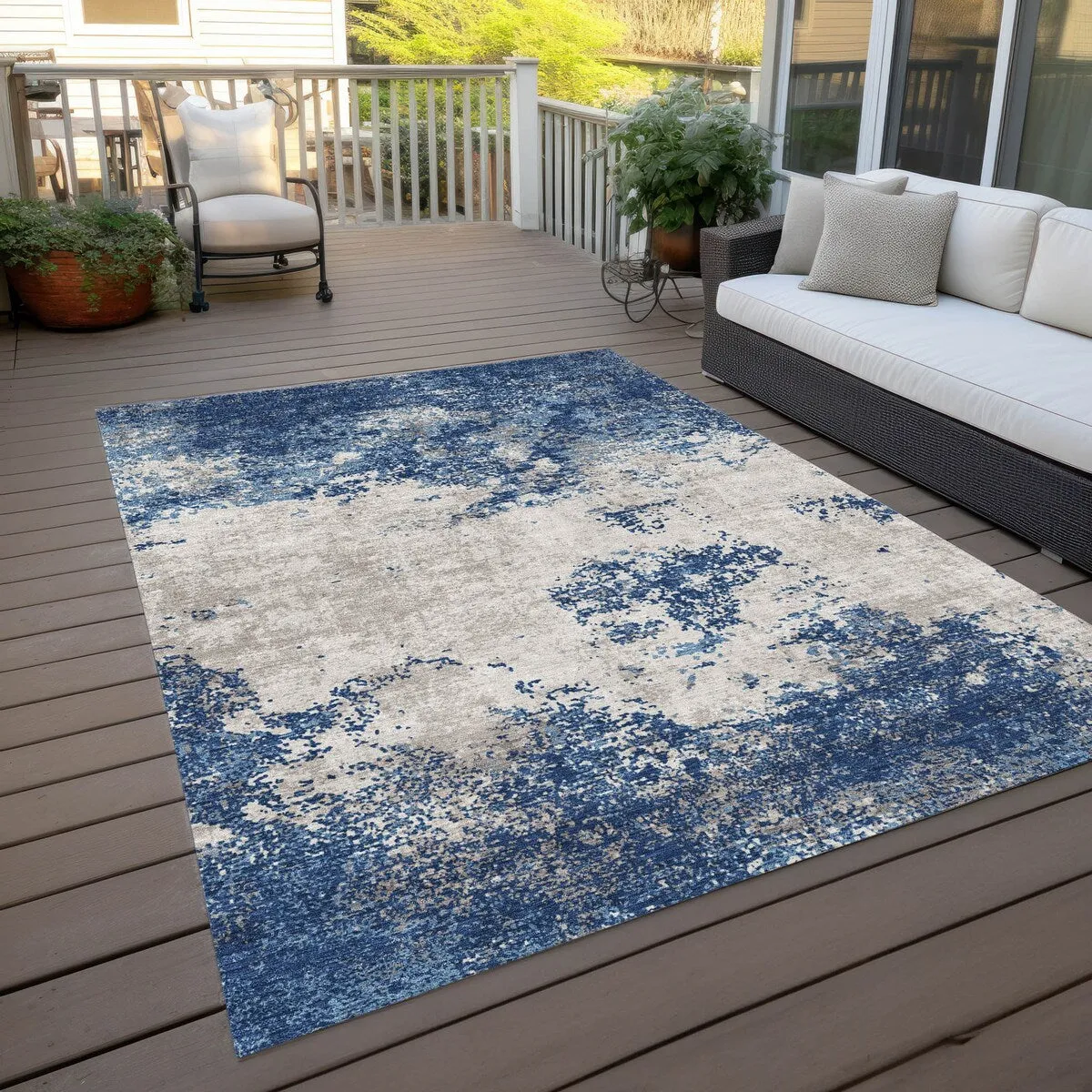Machine Washable Indoor/ Outdoor Abstract Pixels Chantille Rug
