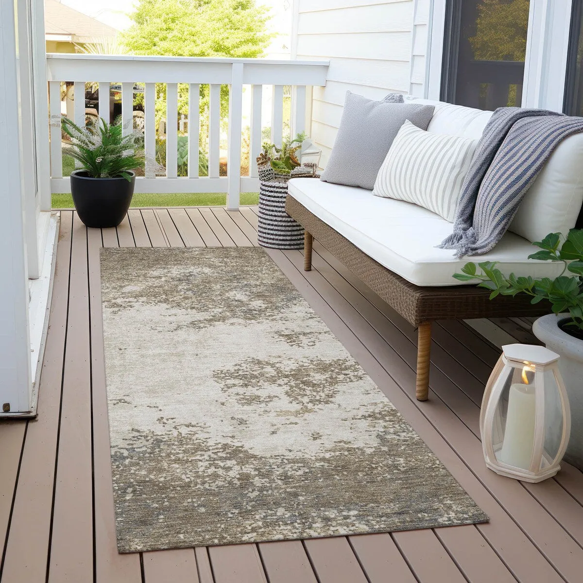 Machine Washable Indoor/ Outdoor Abstract Pixels Chantille Rug