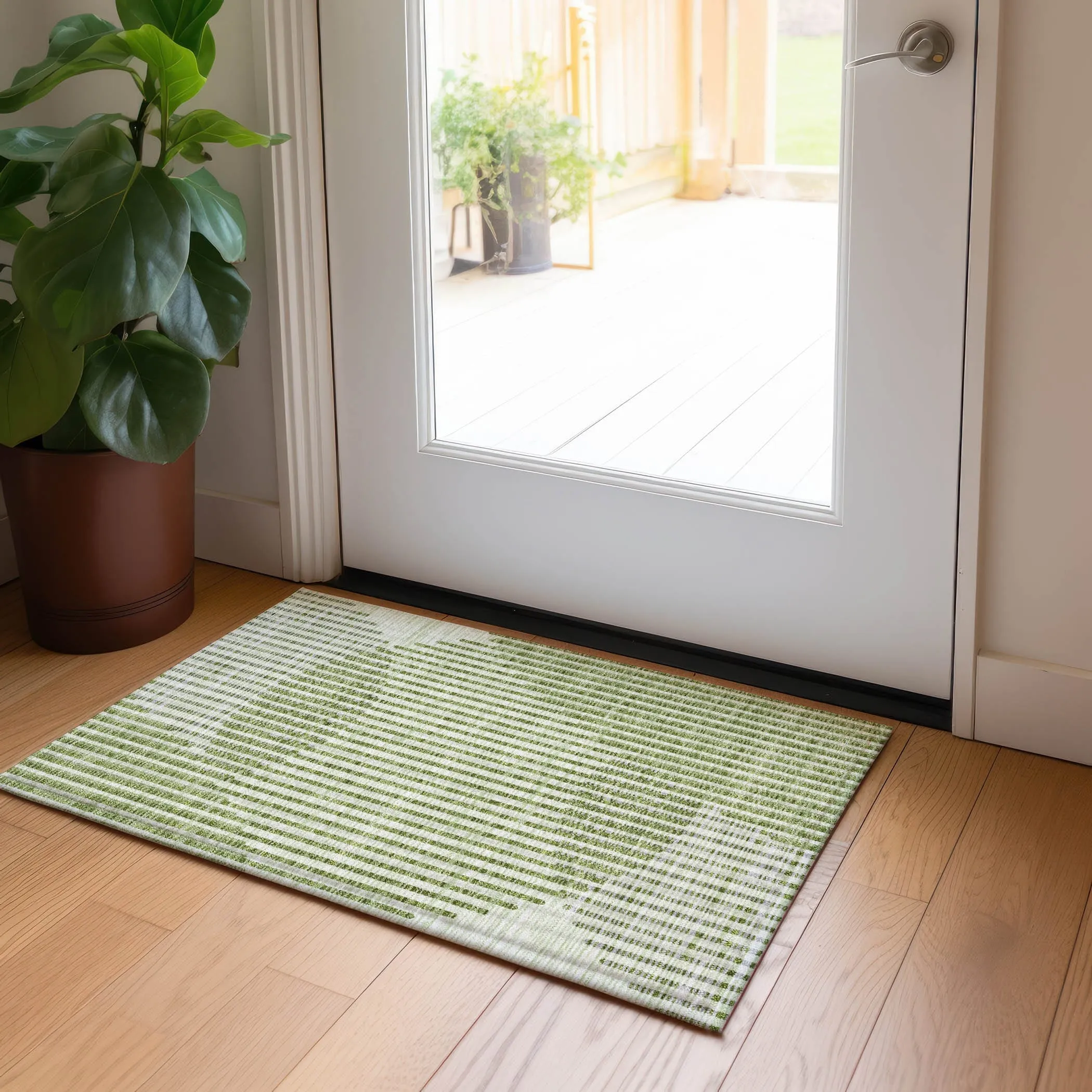 Machine Washable Indoor/ Outdoor Abstract Stripe Chantille Rug