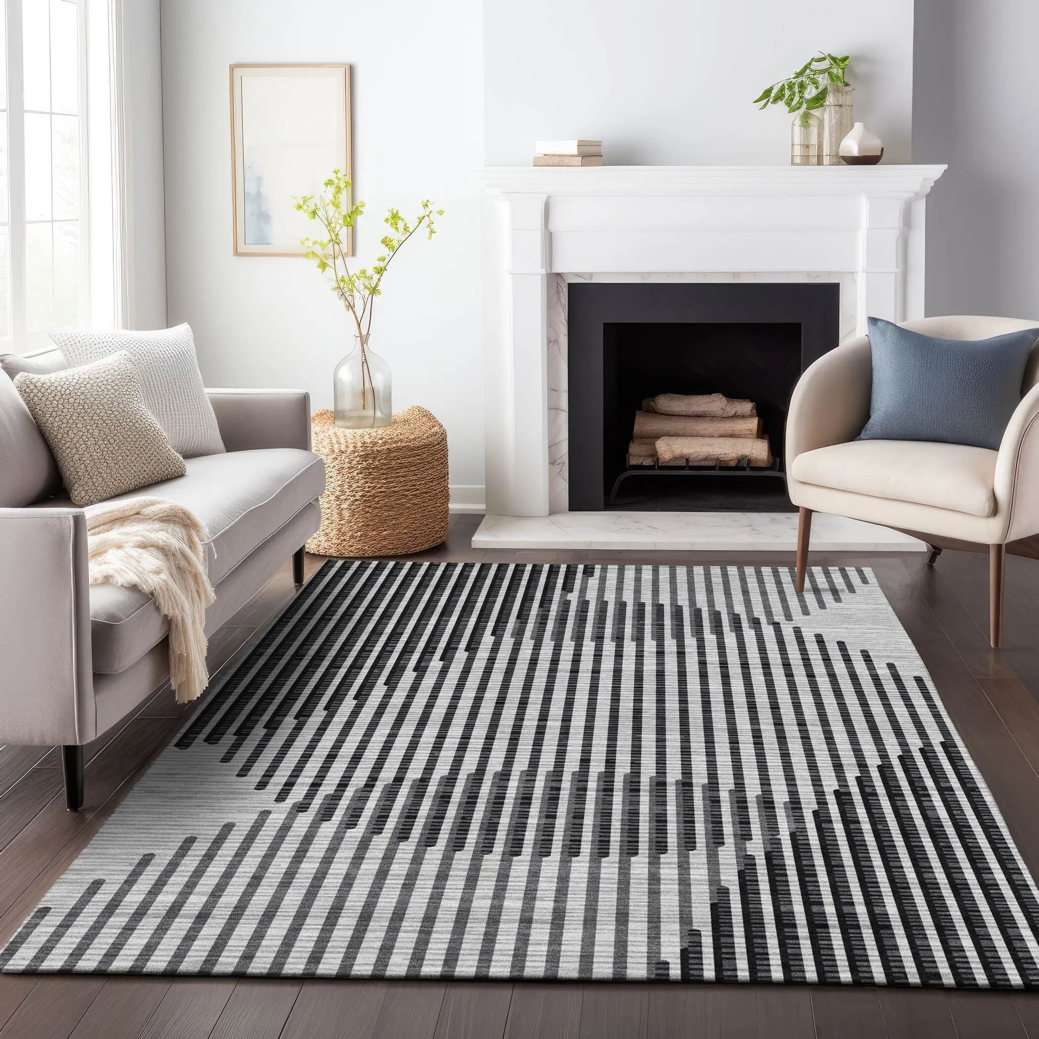 Machine Washable Indoor/ Outdoor Abstract Stripe Chantille Rug
