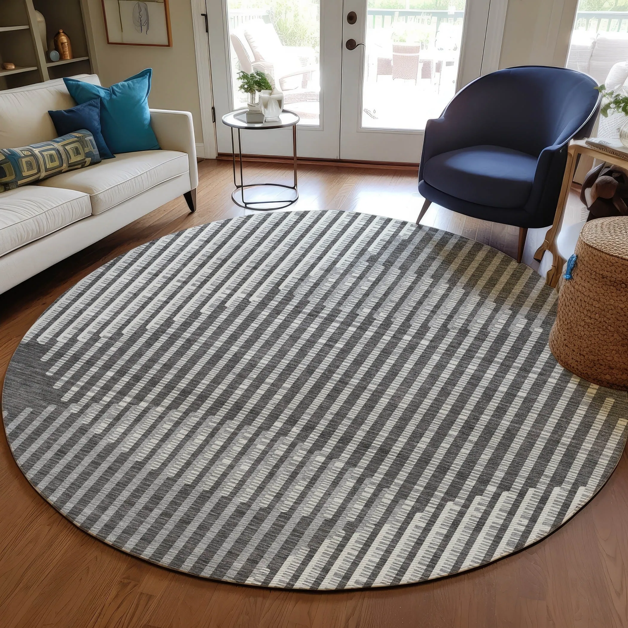 Machine Washable Indoor/ Outdoor Abstract Stripe Chantille Rug