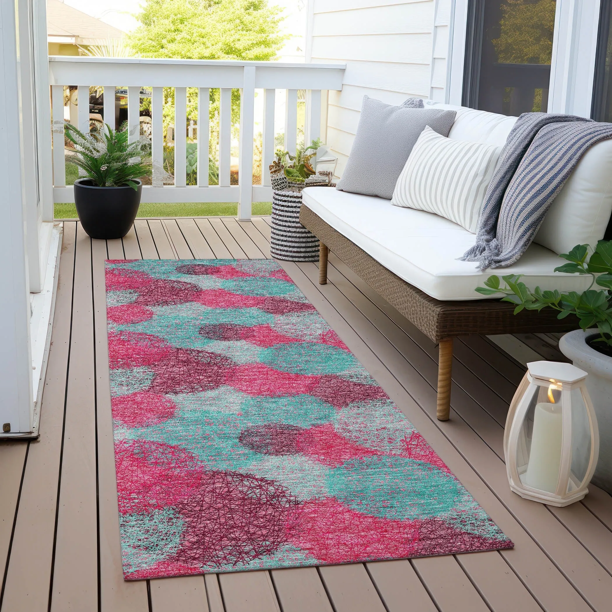 Machine Washable Indoor/ Outdoor Boho Sphere Chantille Rug