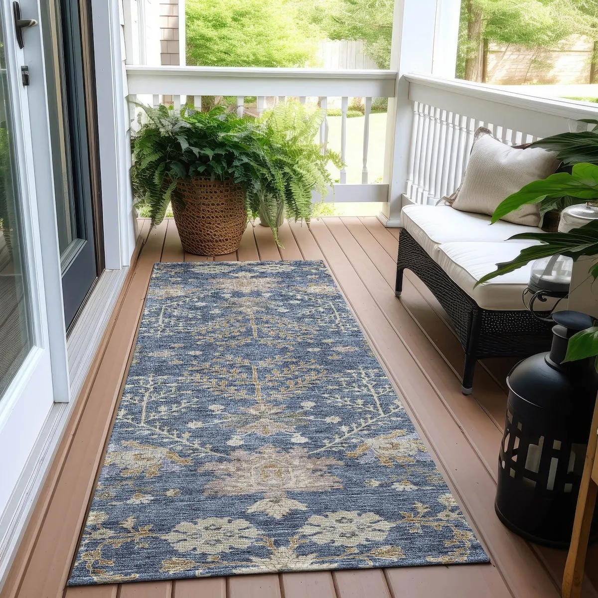 Machine Washable Indoor/ Outdoor Boho Traditional Chantille Rug