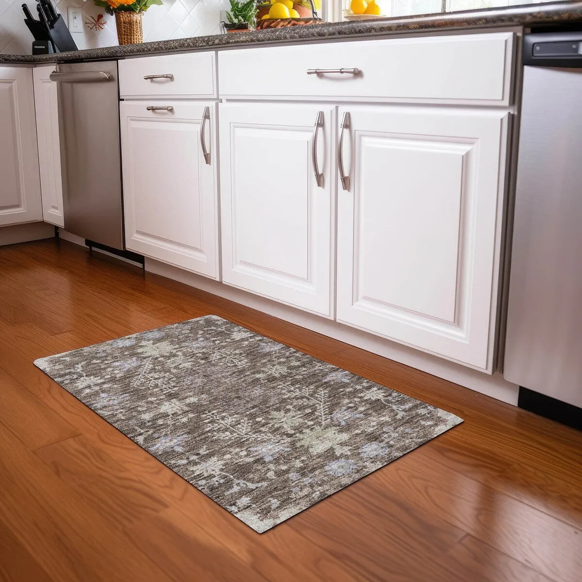 Machine Washable Indoor/ Outdoor Boho Traditional Chantille Rug