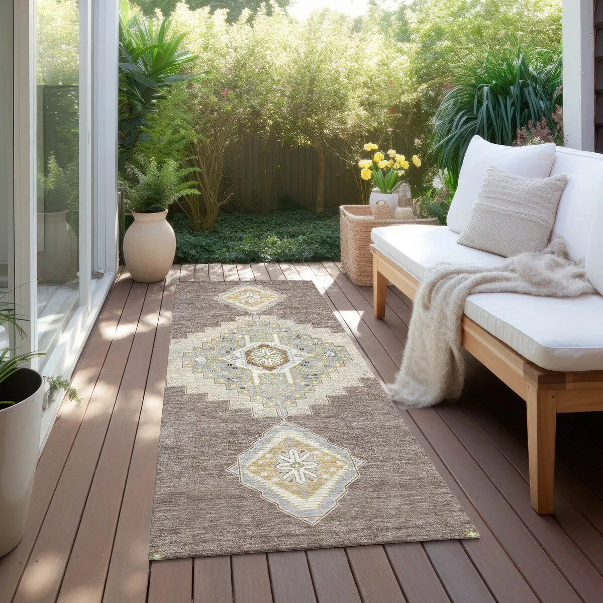 Machine Washable Indoor/ Outdoor Boho Traditional Chantille Rug