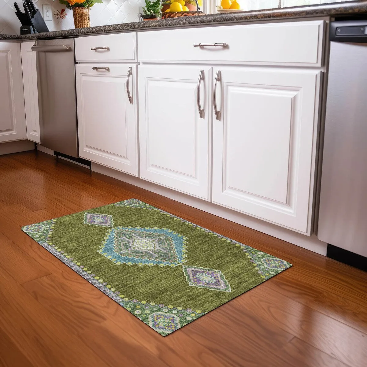 Machine Washable Indoor/ Outdoor Boho Traditional Chantille Rug
