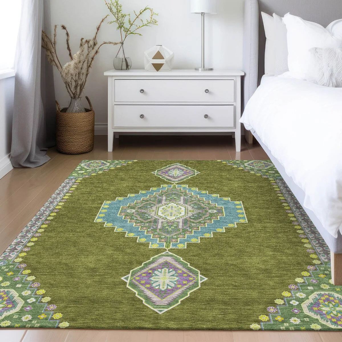 Machine Washable Indoor/ Outdoor Boho Traditional Chantille Rug