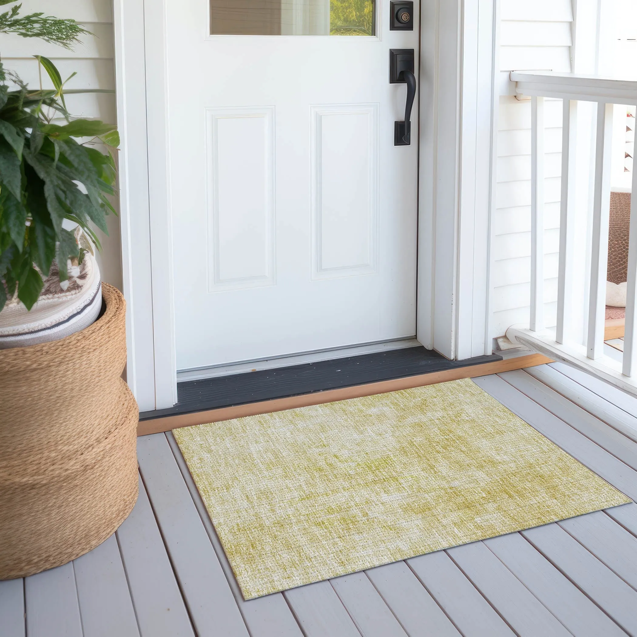 Machine Washable Indoor/ Outdoor Chantille Abstract Solid Rug