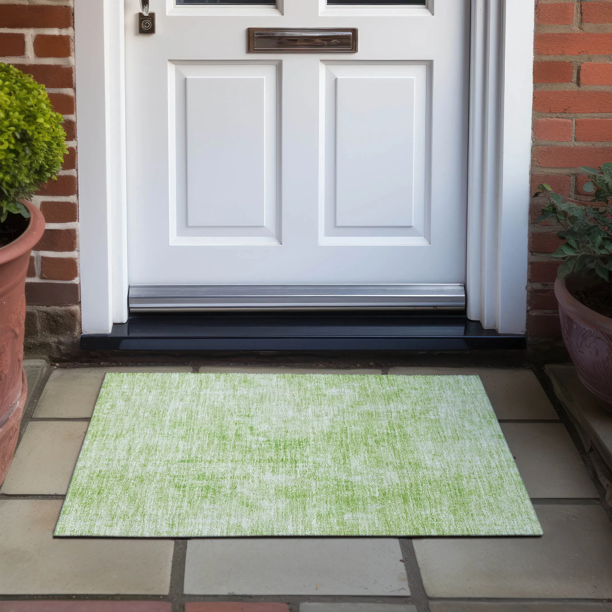 Machine Washable Indoor/ Outdoor Chantille Abstract Solid Rug