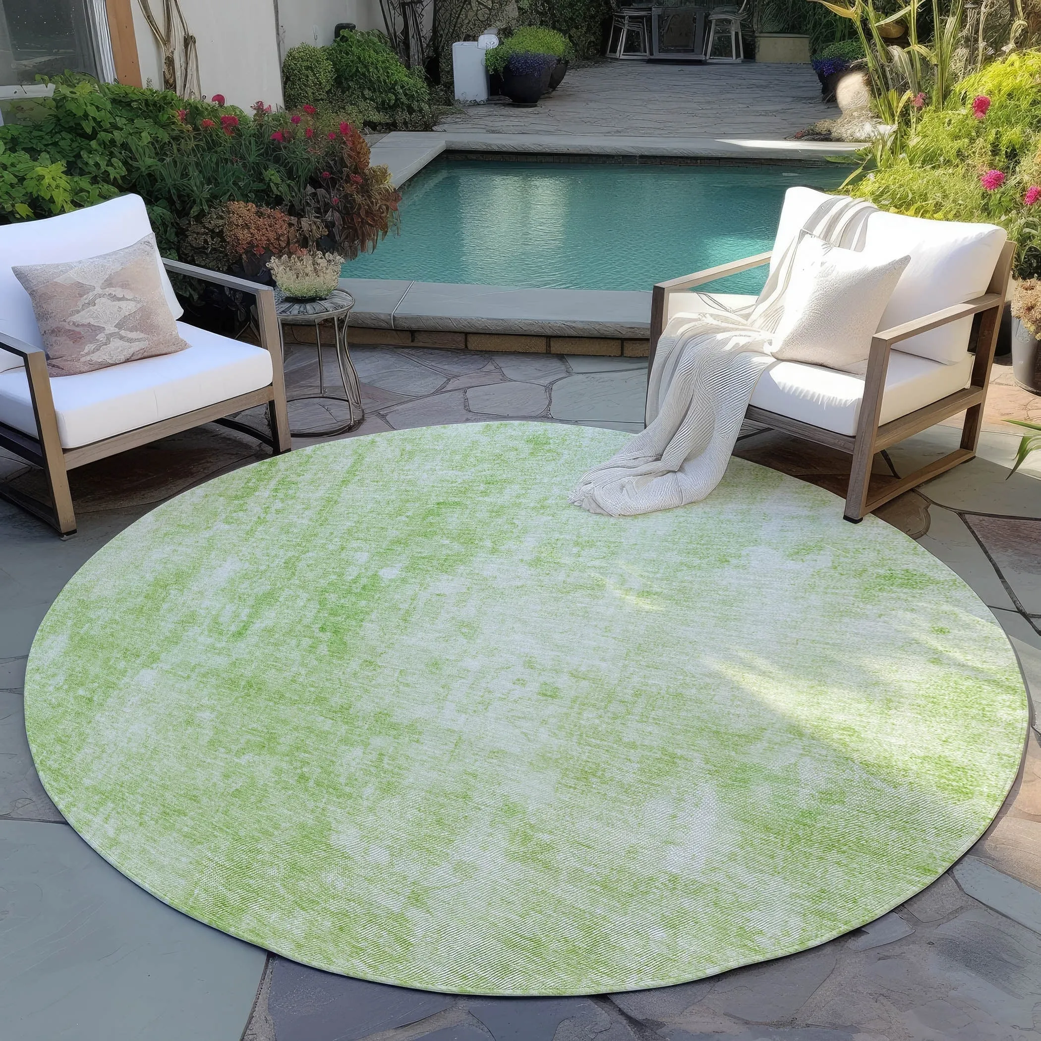 Machine Washable Indoor/ Outdoor Chantille Abstract Solid Rug