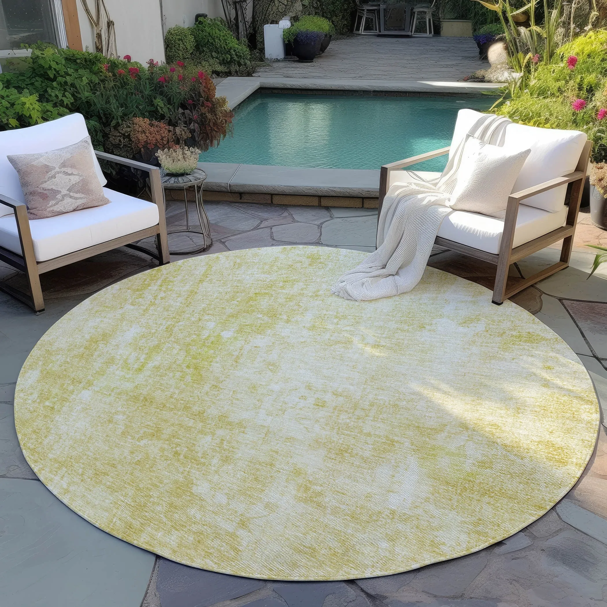 Machine Washable Indoor/ Outdoor Chantille Abstract Solid Rug