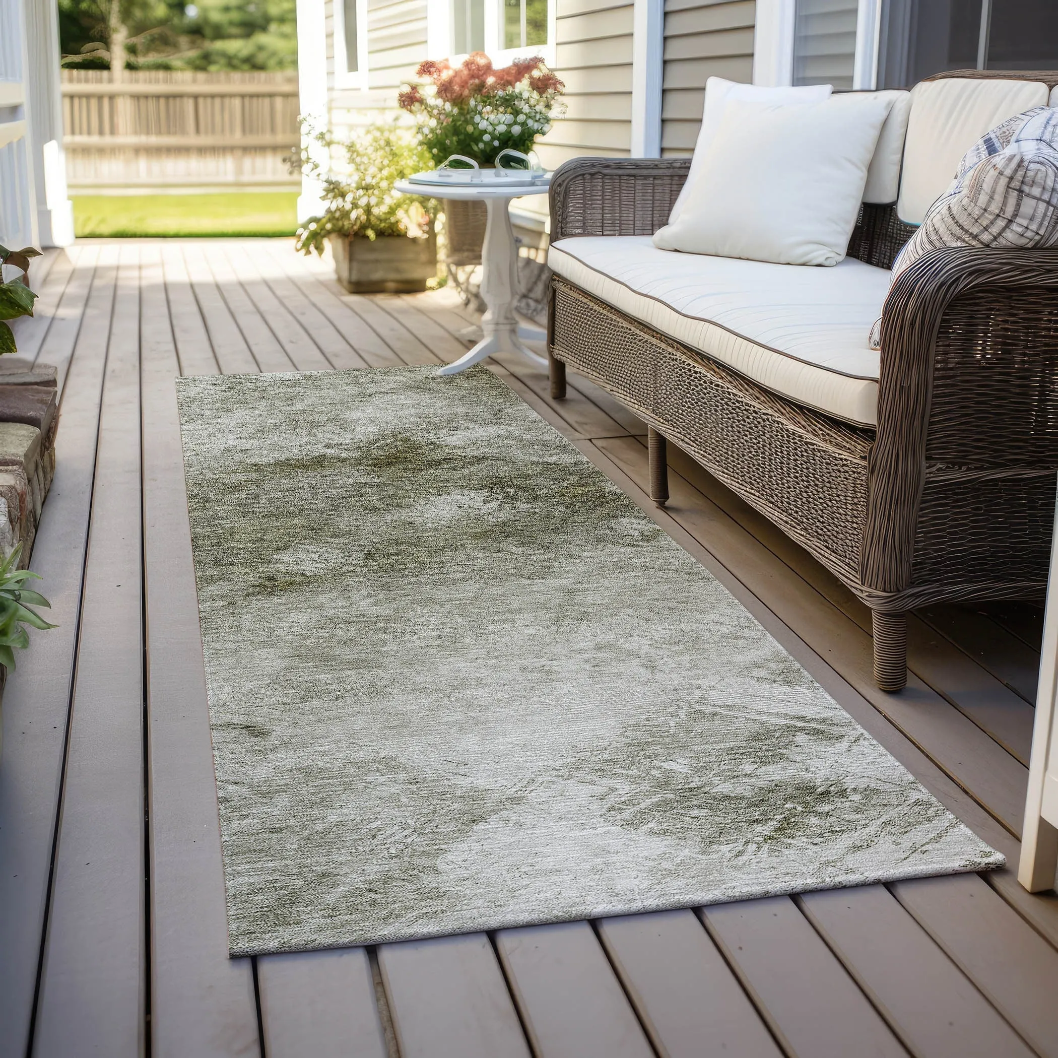 Machine Washable Indoor/ Outdoor Chantille Abstract Watercolor Rug