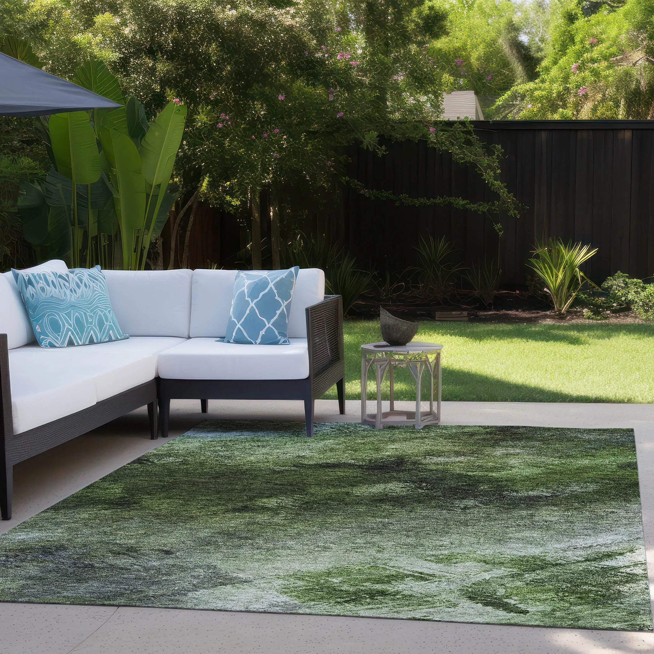 Machine Washable Indoor/ Outdoor Chantille Abstract Watercolor Rug