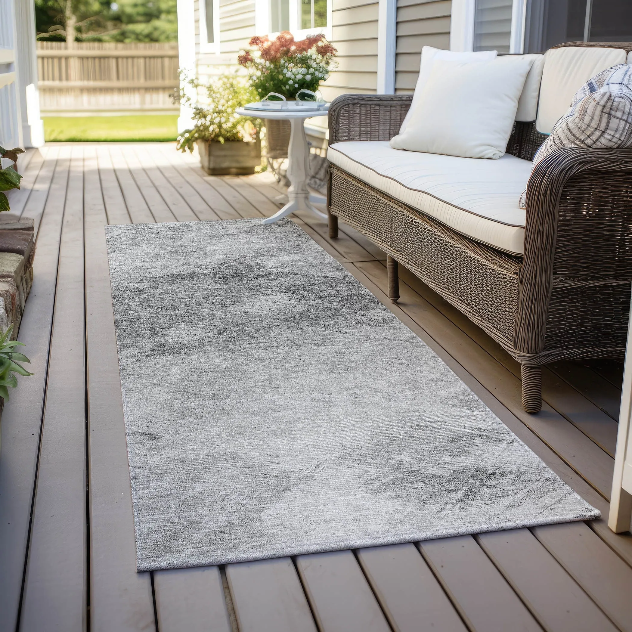 Machine Washable Indoor/ Outdoor Chantille Abstract Watercolor Rug