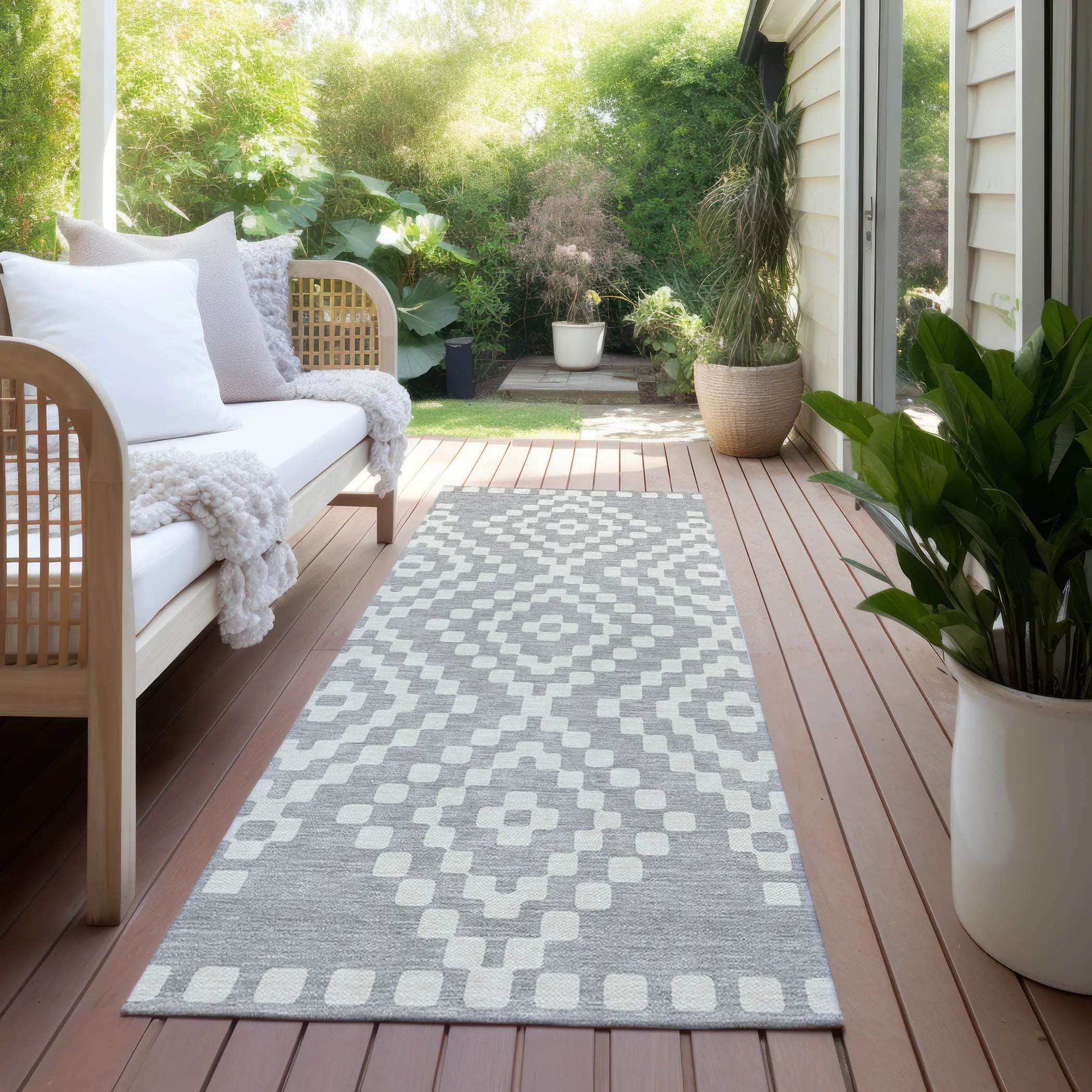 Machine Washable Indoor/ Outdoor Chantille Boho Moroccan Rug