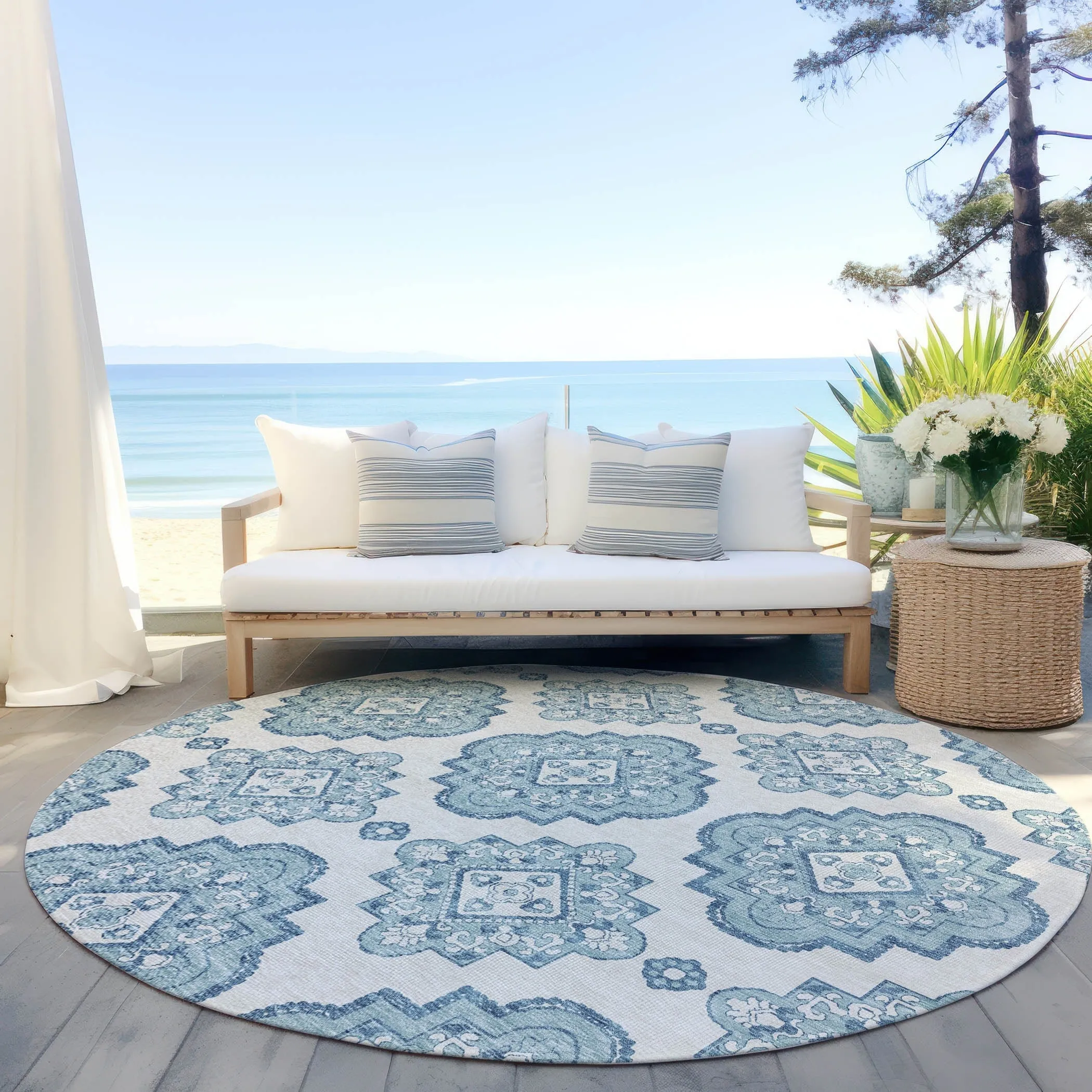 Machine Washable Indoor/ Outdoor Chantille Boho Moroccan Rug