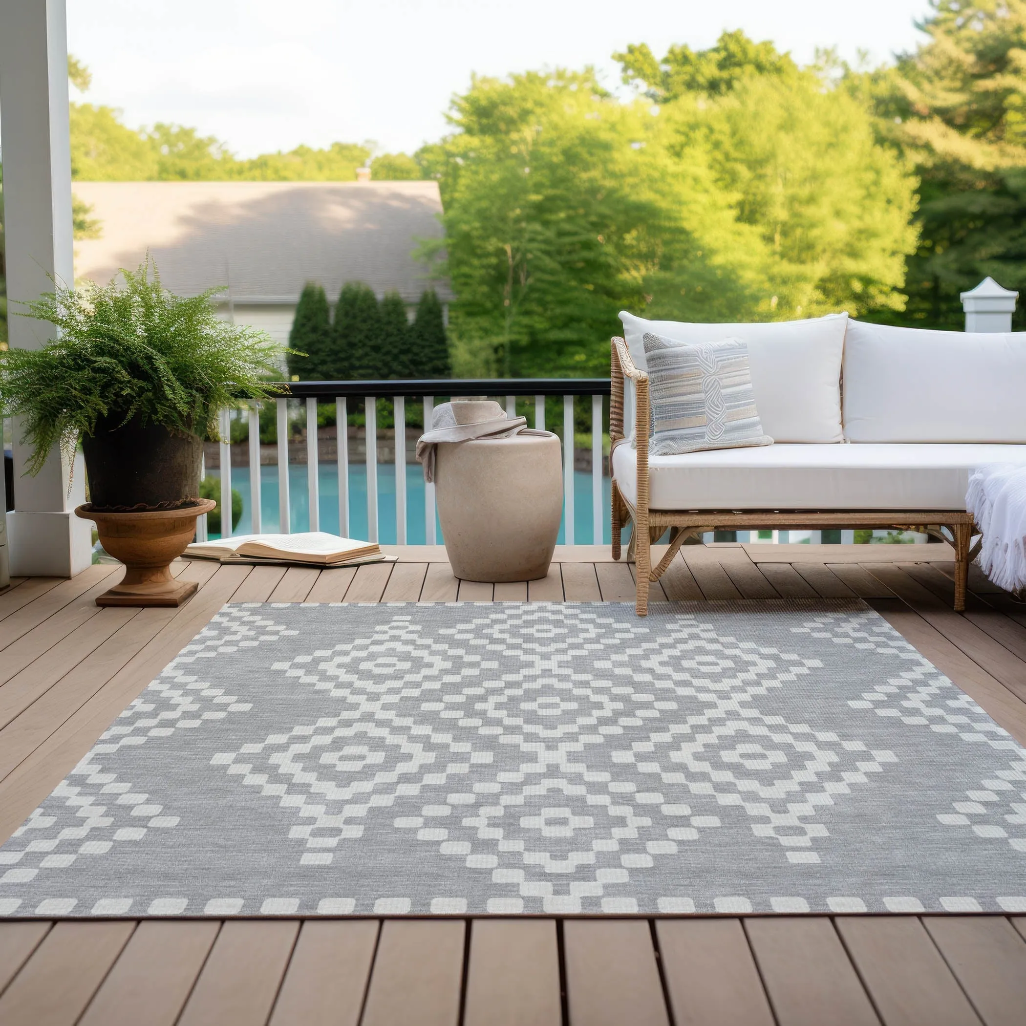 Machine Washable Indoor/ Outdoor Chantille Boho Moroccan Rug