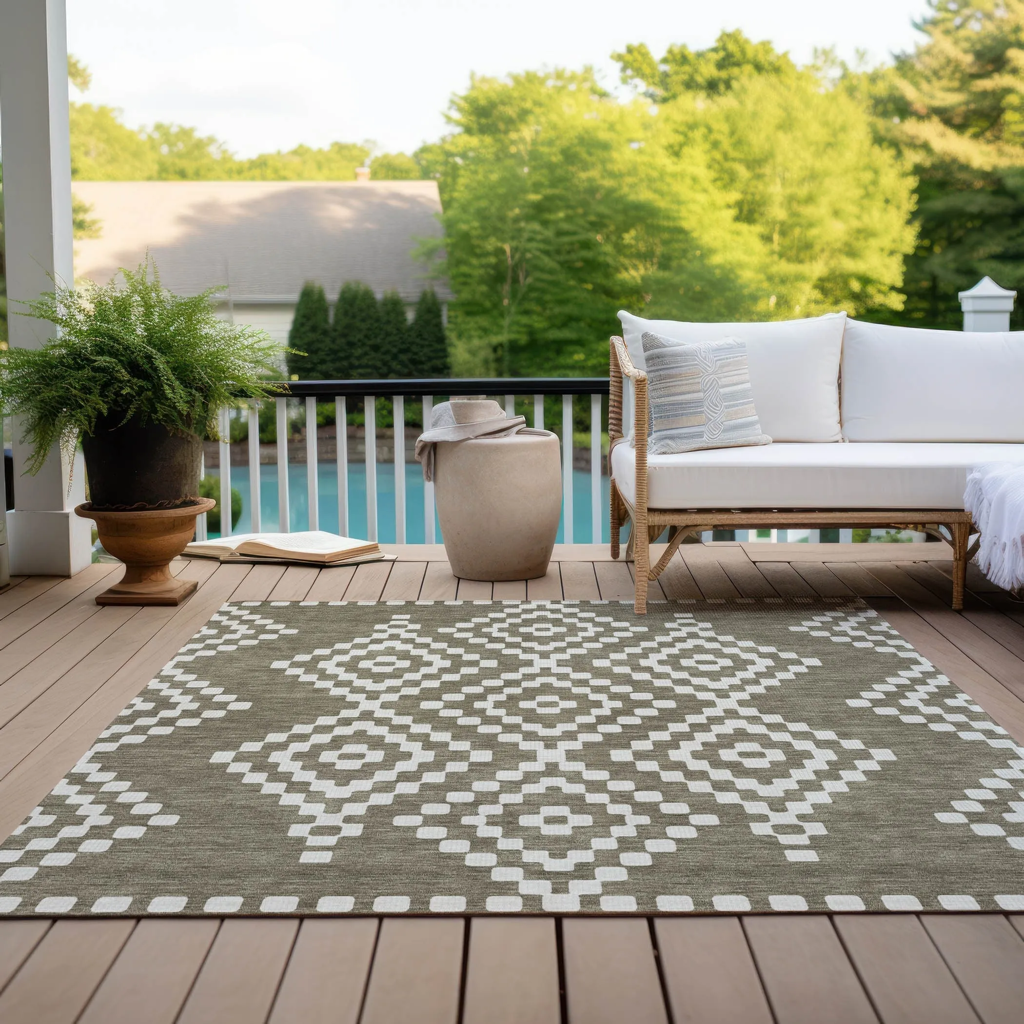 Machine Washable Indoor/ Outdoor Chantille Boho Moroccan Rug