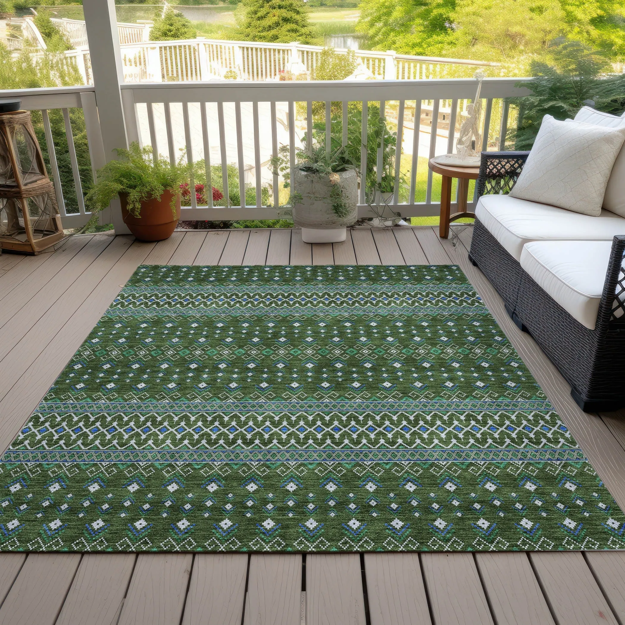 Machine Washable Indoor/ Outdoor Chantille Boho Morrocan Rug