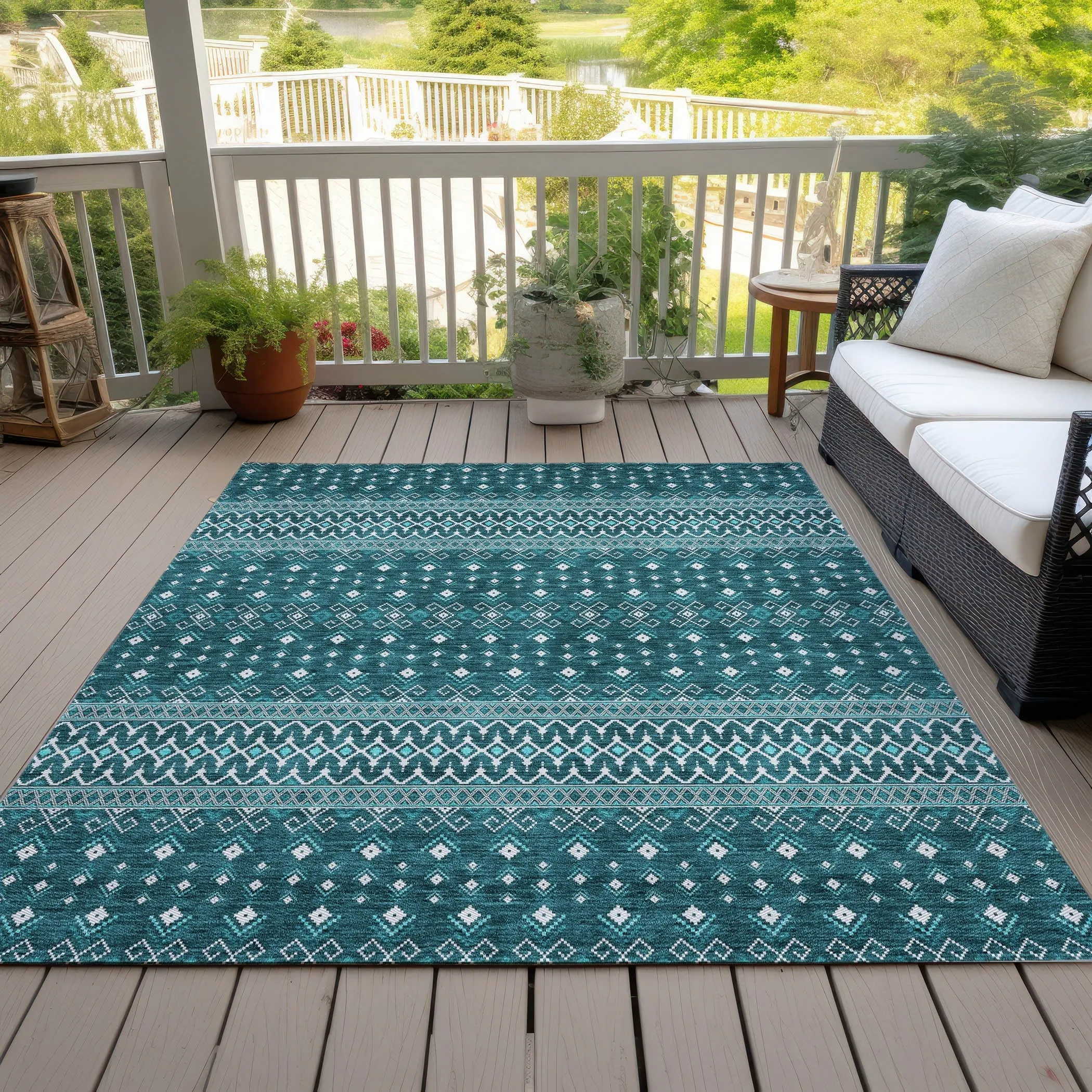 Machine Washable Indoor/ Outdoor Chantille Boho Morrocan Rug