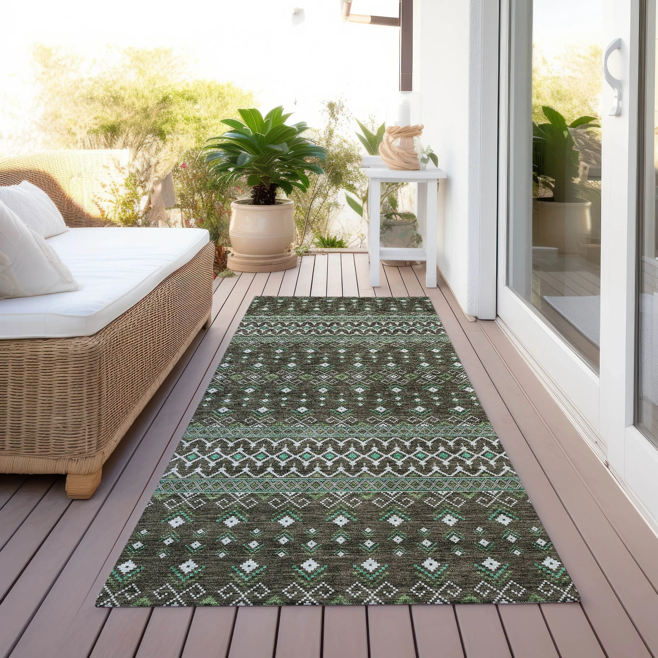 Machine Washable Indoor/ Outdoor Chantille Boho Morrocan Rug