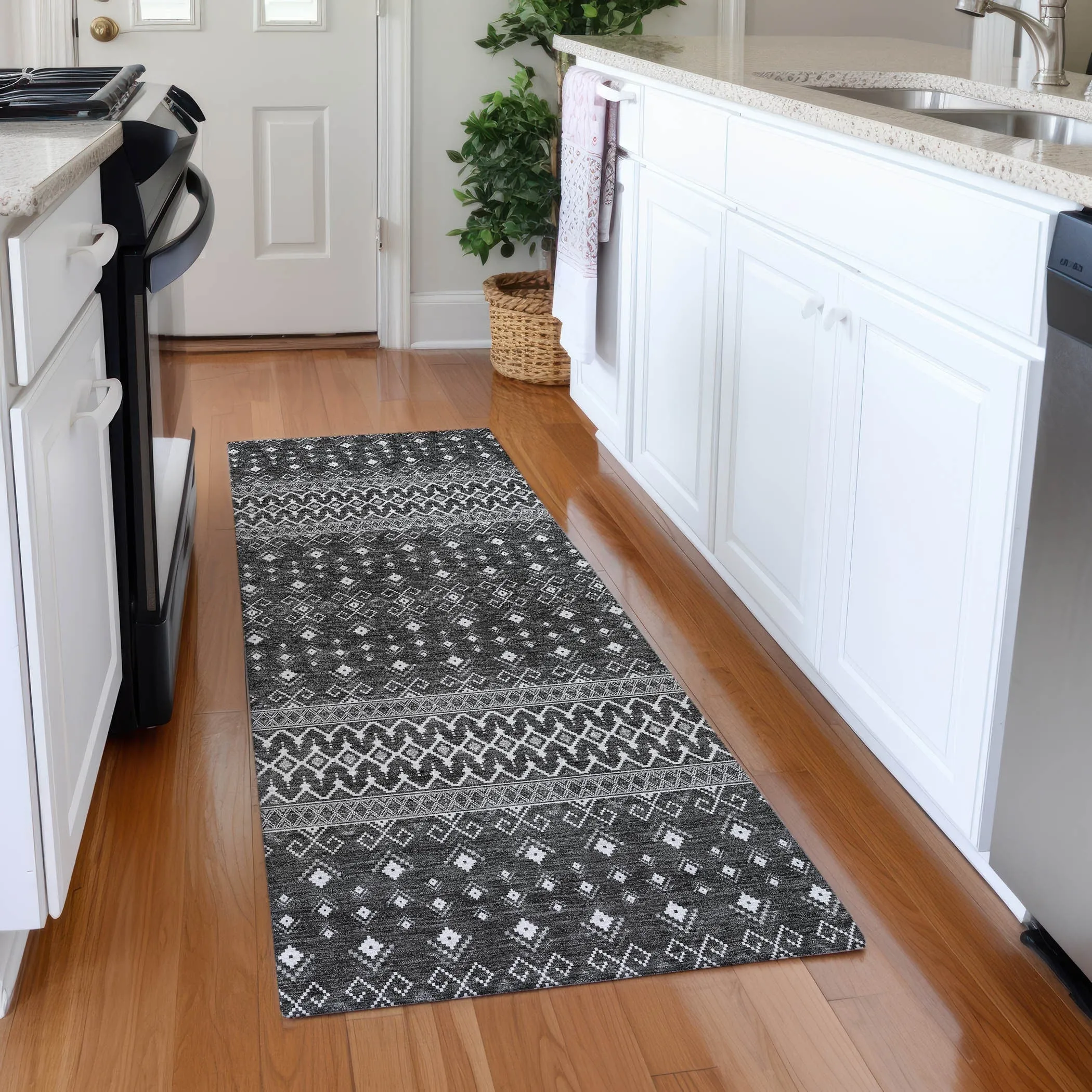 Machine Washable Indoor/ Outdoor Chantille Boho Morrocan Rug
