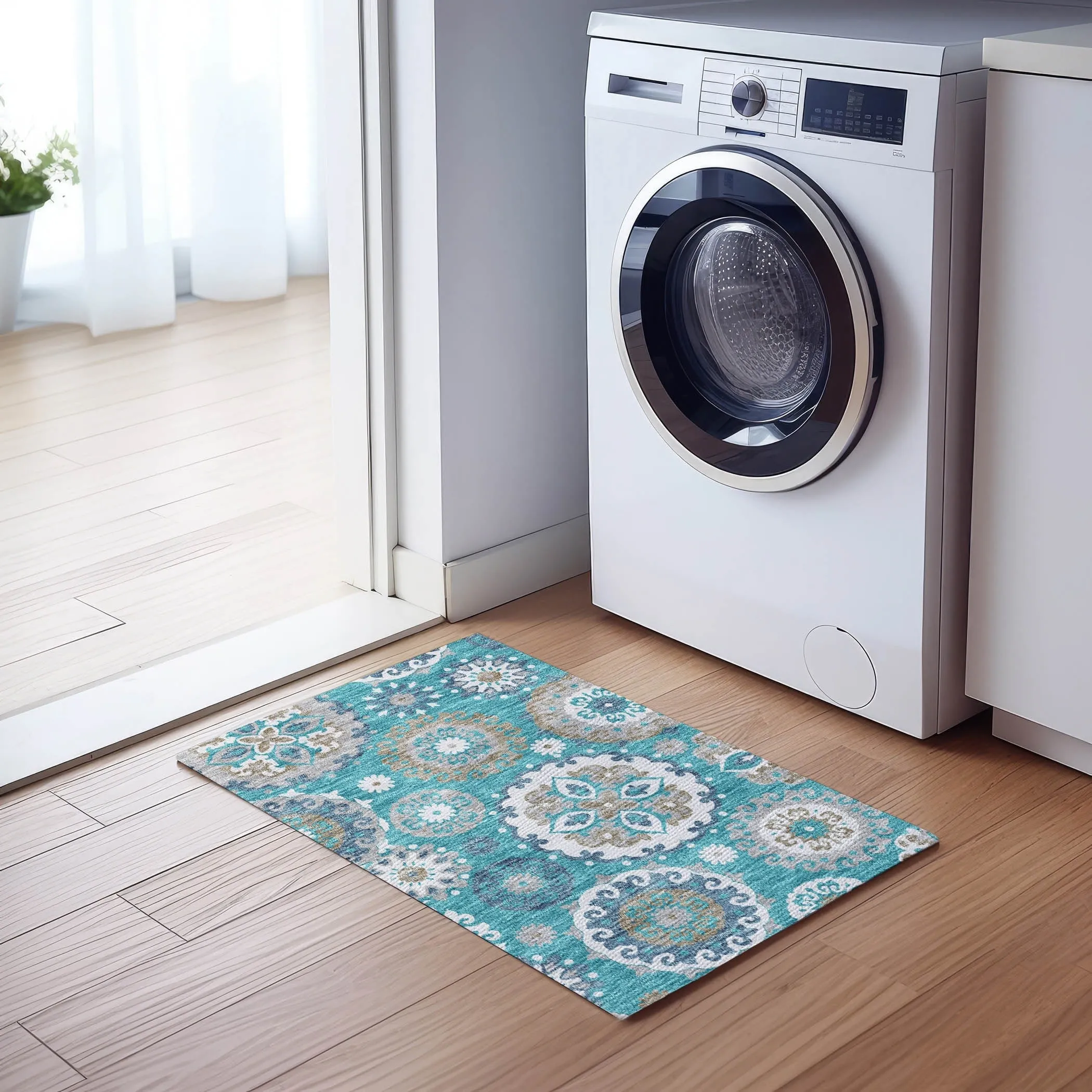 Machine Washable Indoor/ Outdoor Chantille Casual Medallion Rug