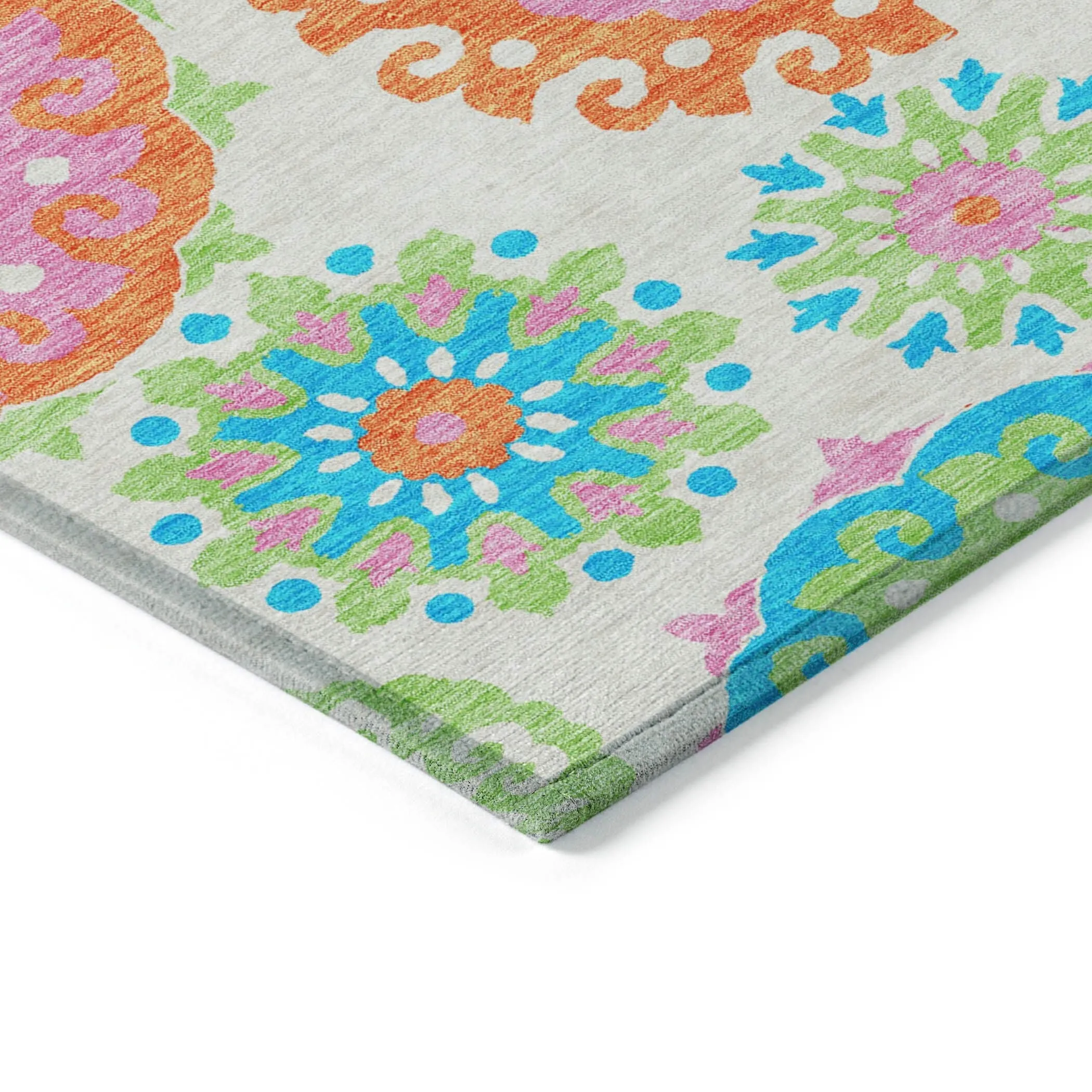 Machine Washable Indoor/ Outdoor Chantille Casual Medallion Rug