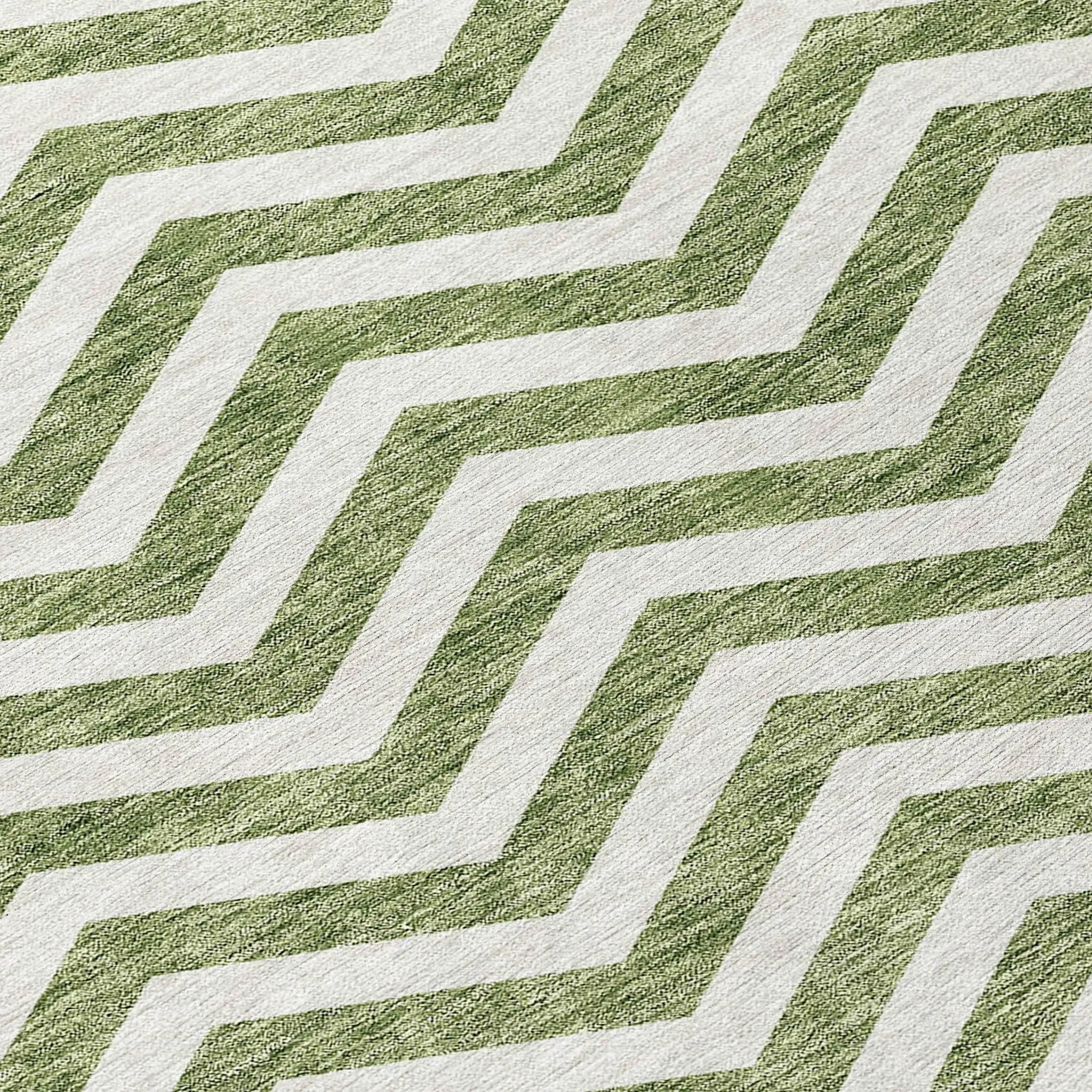 Machine Washable Indoor/ Outdoor Chantille Chevron Stripe Rug