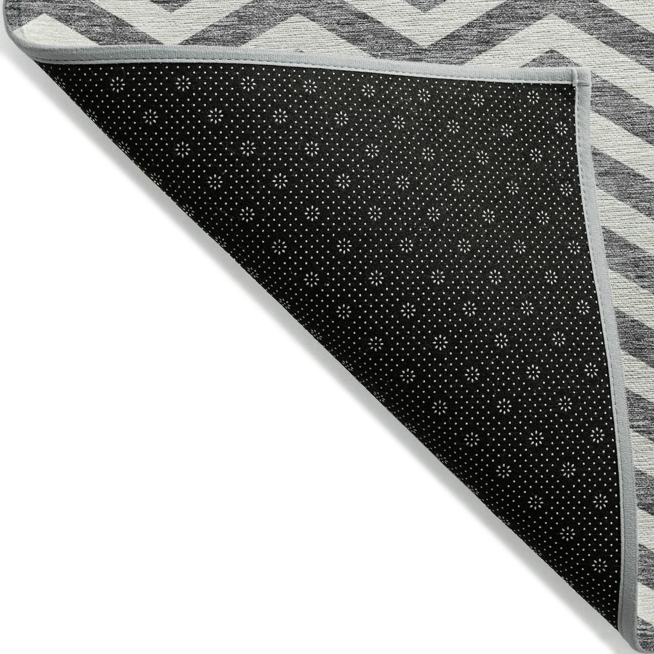 Machine Washable Indoor/ Outdoor Chantille Chevron Stripe Rug