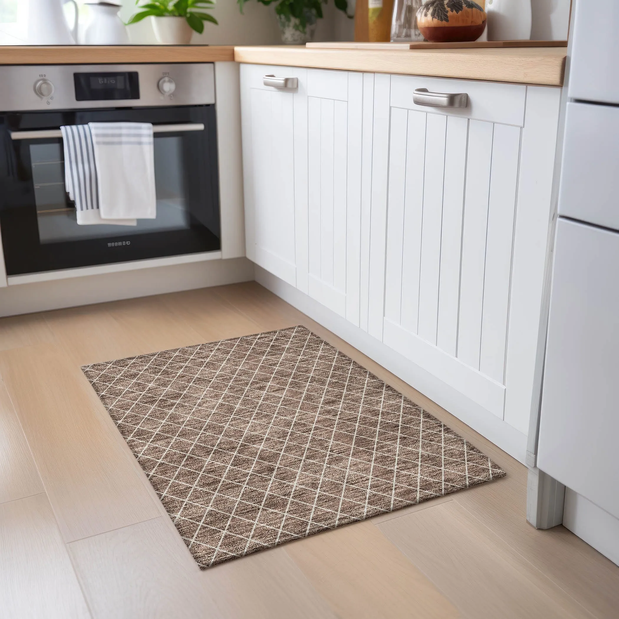 Machine Washable Indoor/ Outdoor Chantille Diamond Trellis Rug