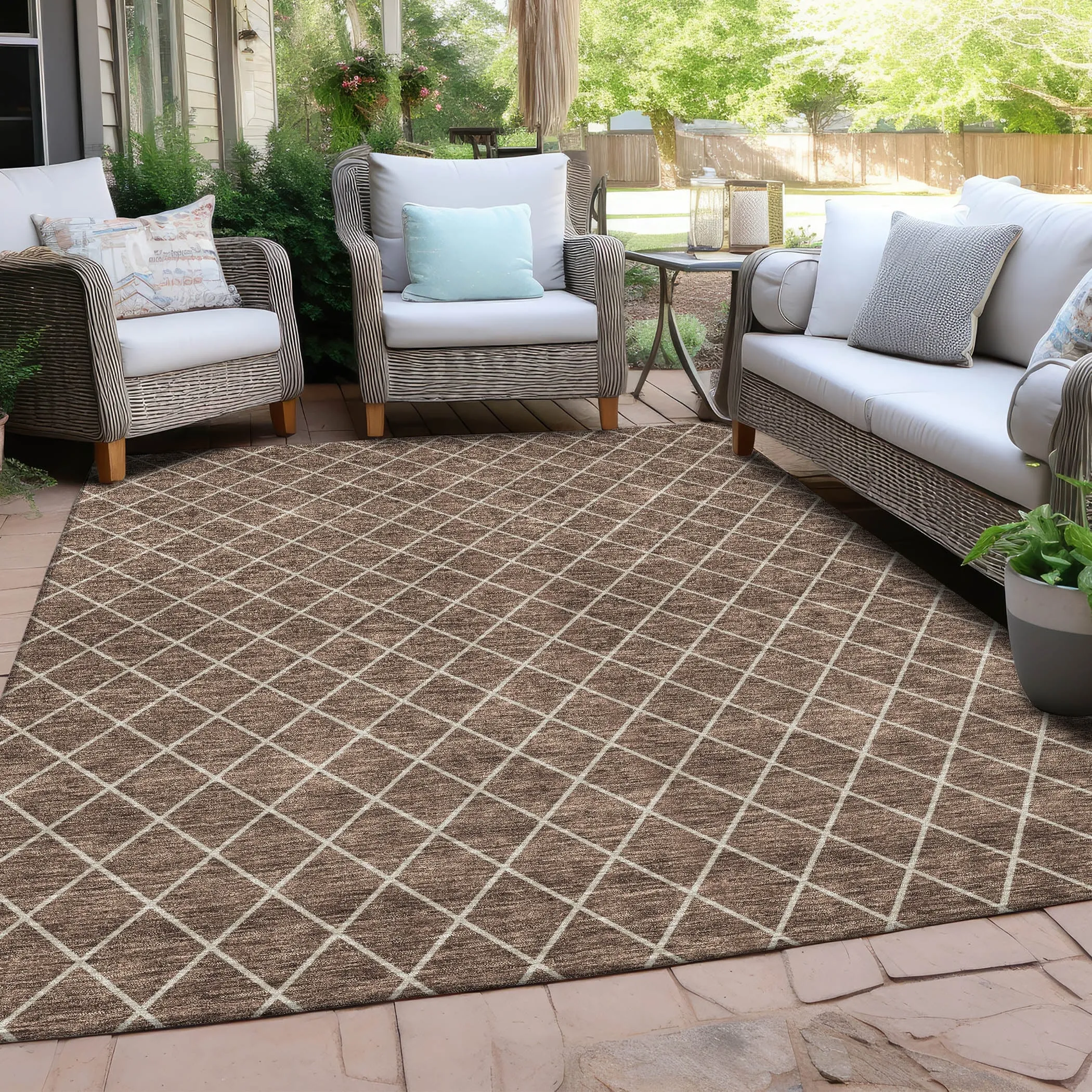 Machine Washable Indoor/ Outdoor Chantille Diamond Trellis Rug