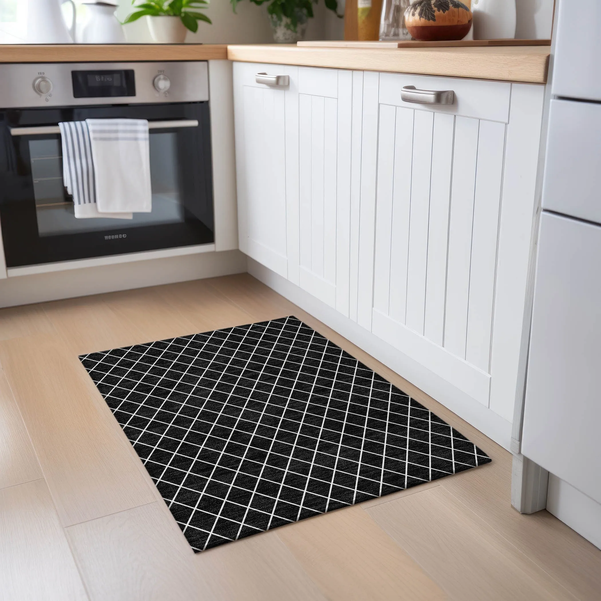 Machine Washable Indoor/ Outdoor Chantille Diamond Trellis Rug