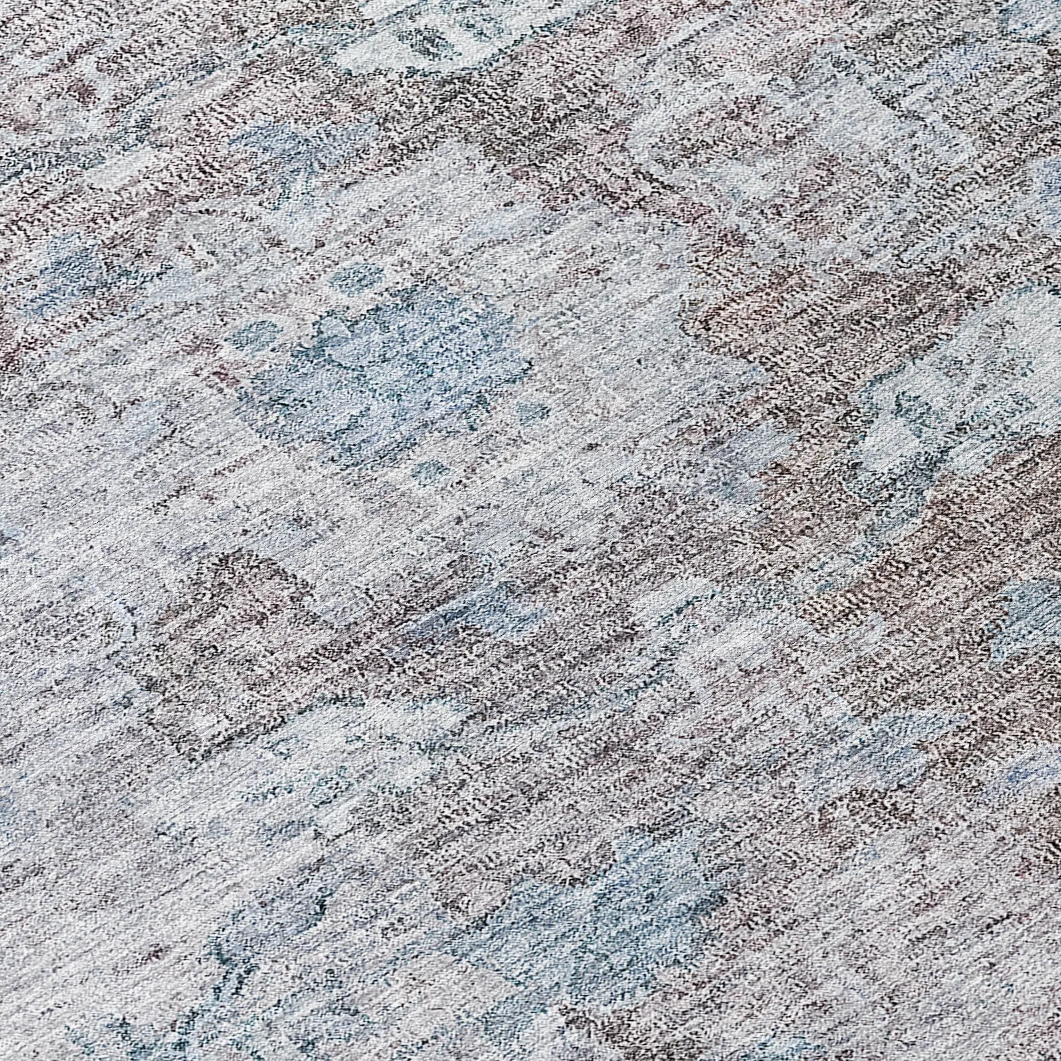 Machine Washable Indoor/ Outdoor Chantille Distressed Traditional Rug