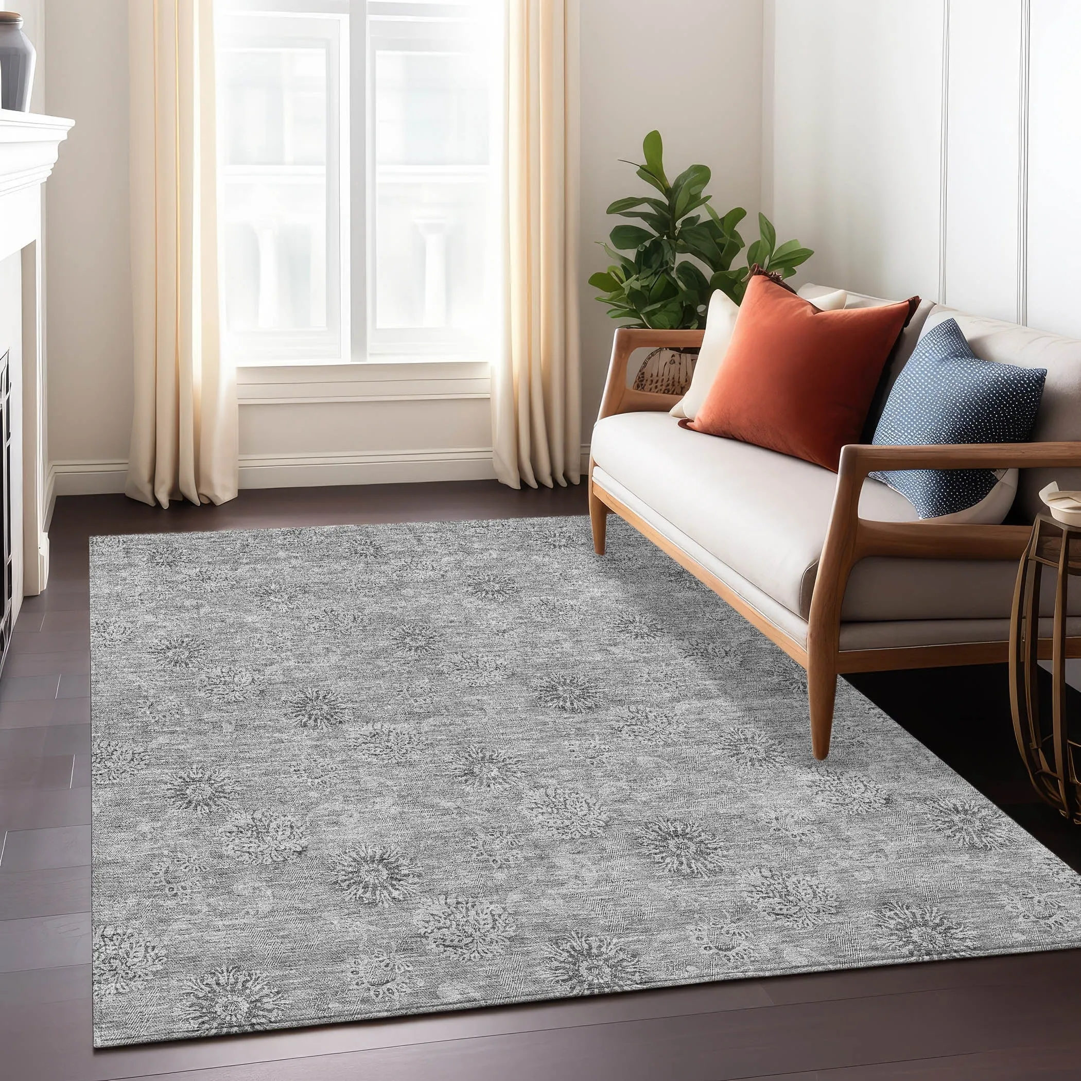 Machine Washable Indoor/ Outdoor Chantille Floral Burst Rug