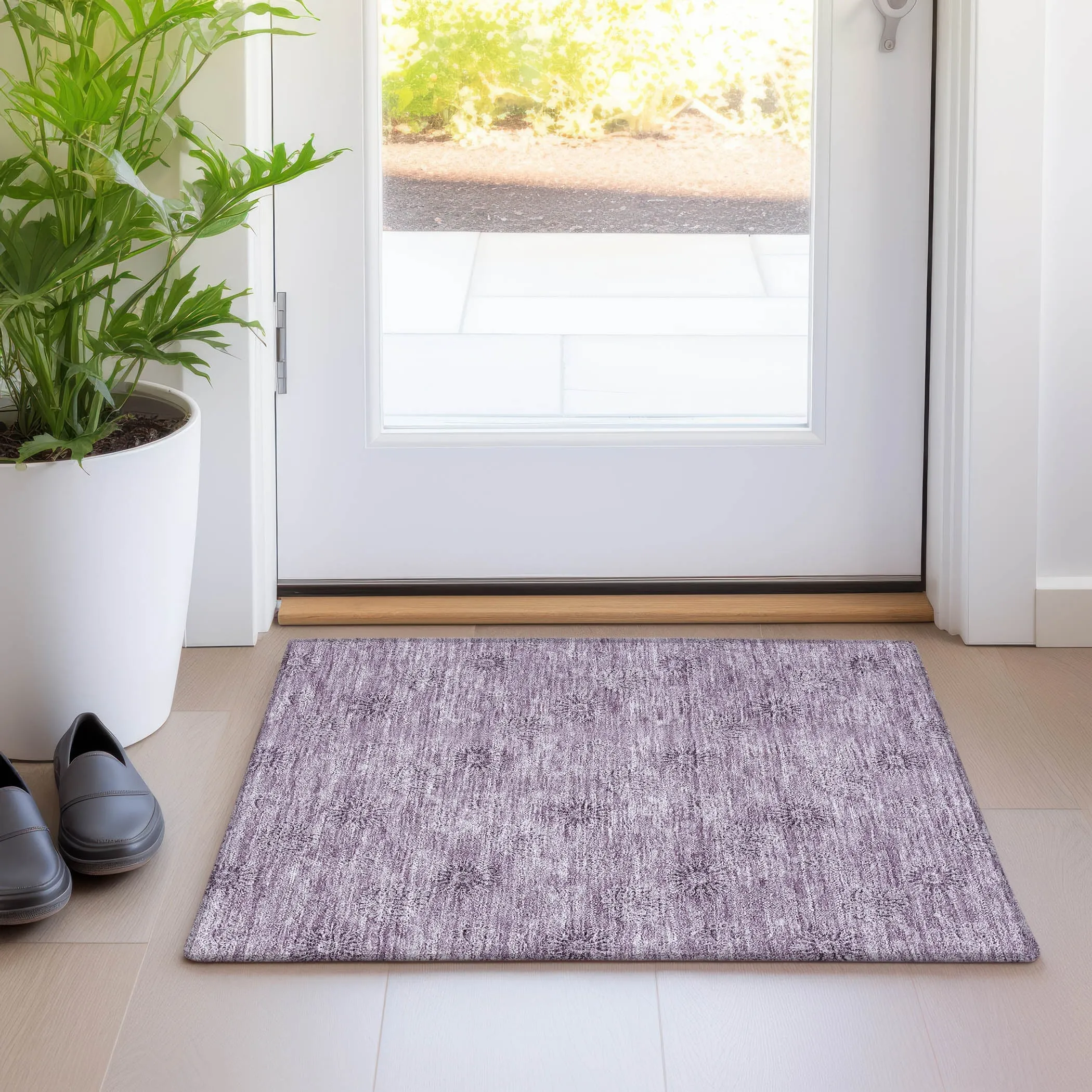 Machine Washable Indoor/ Outdoor Chantille Floral Burst Rug