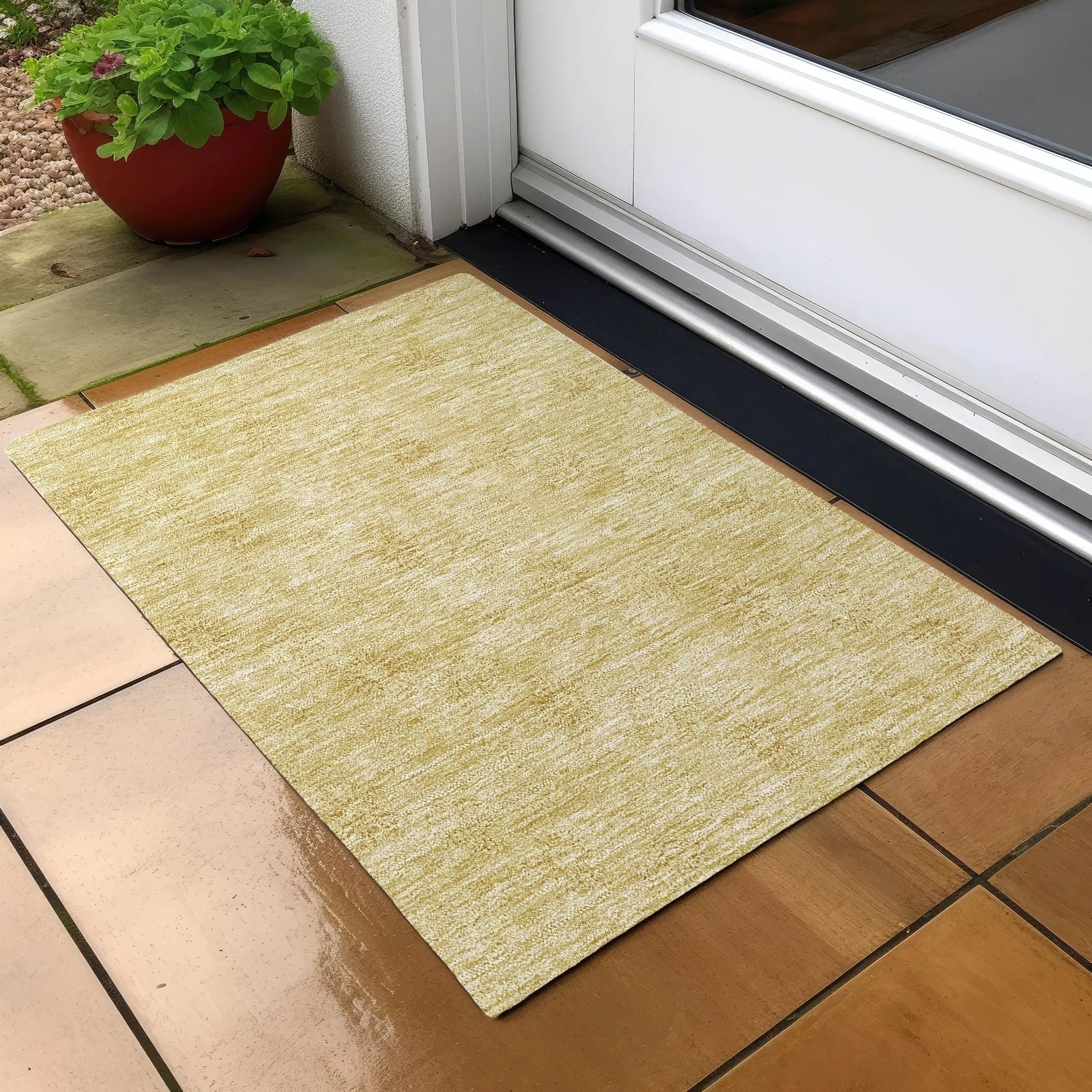 Machine Washable Indoor/ Outdoor Chantille Floral Burst Rug