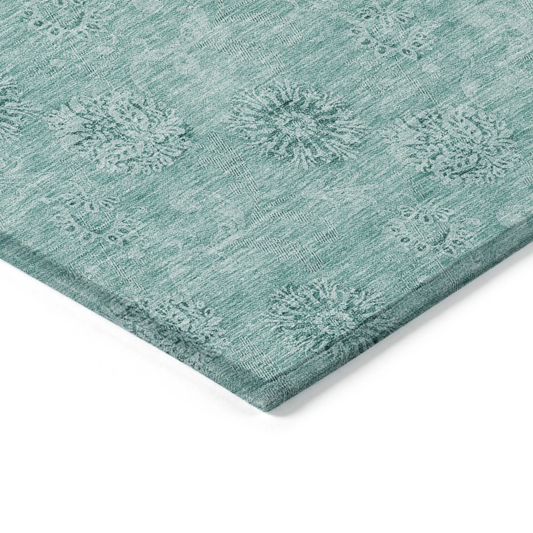 Machine Washable Indoor/ Outdoor Chantille Floral Burst Rug
