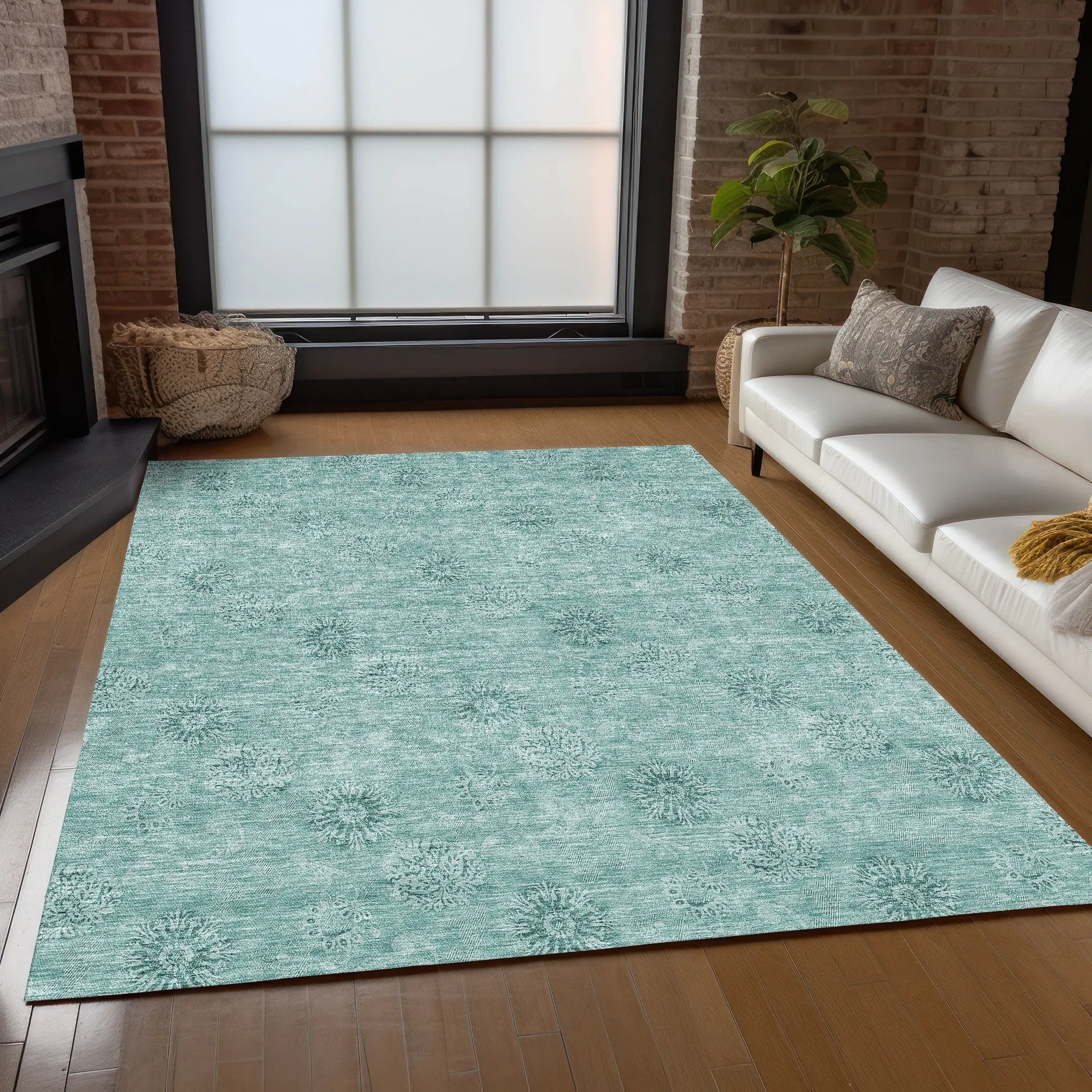 Machine Washable Indoor/ Outdoor Chantille Floral Burst Rug