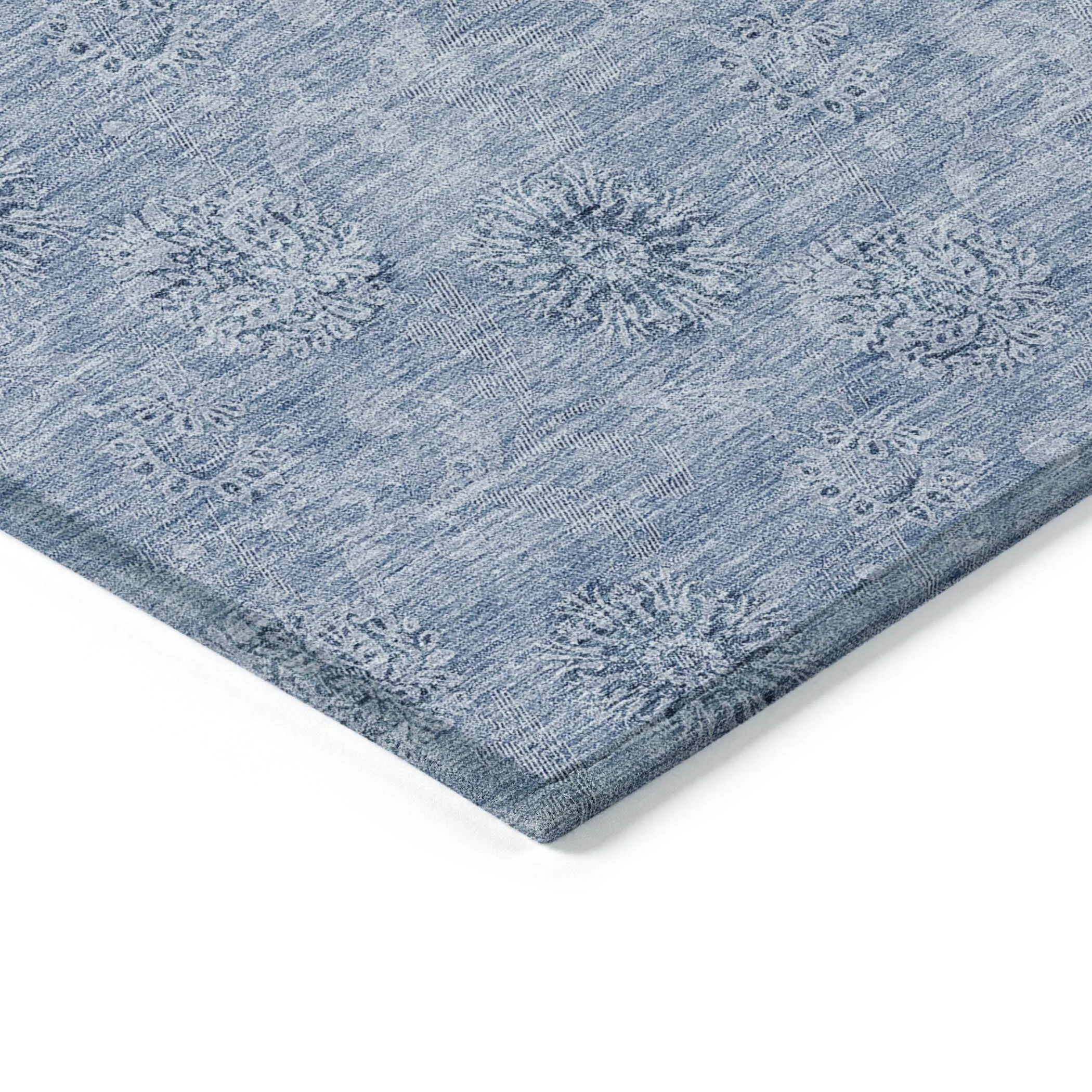 Machine Washable Indoor/ Outdoor Chantille Floral Burst Rug