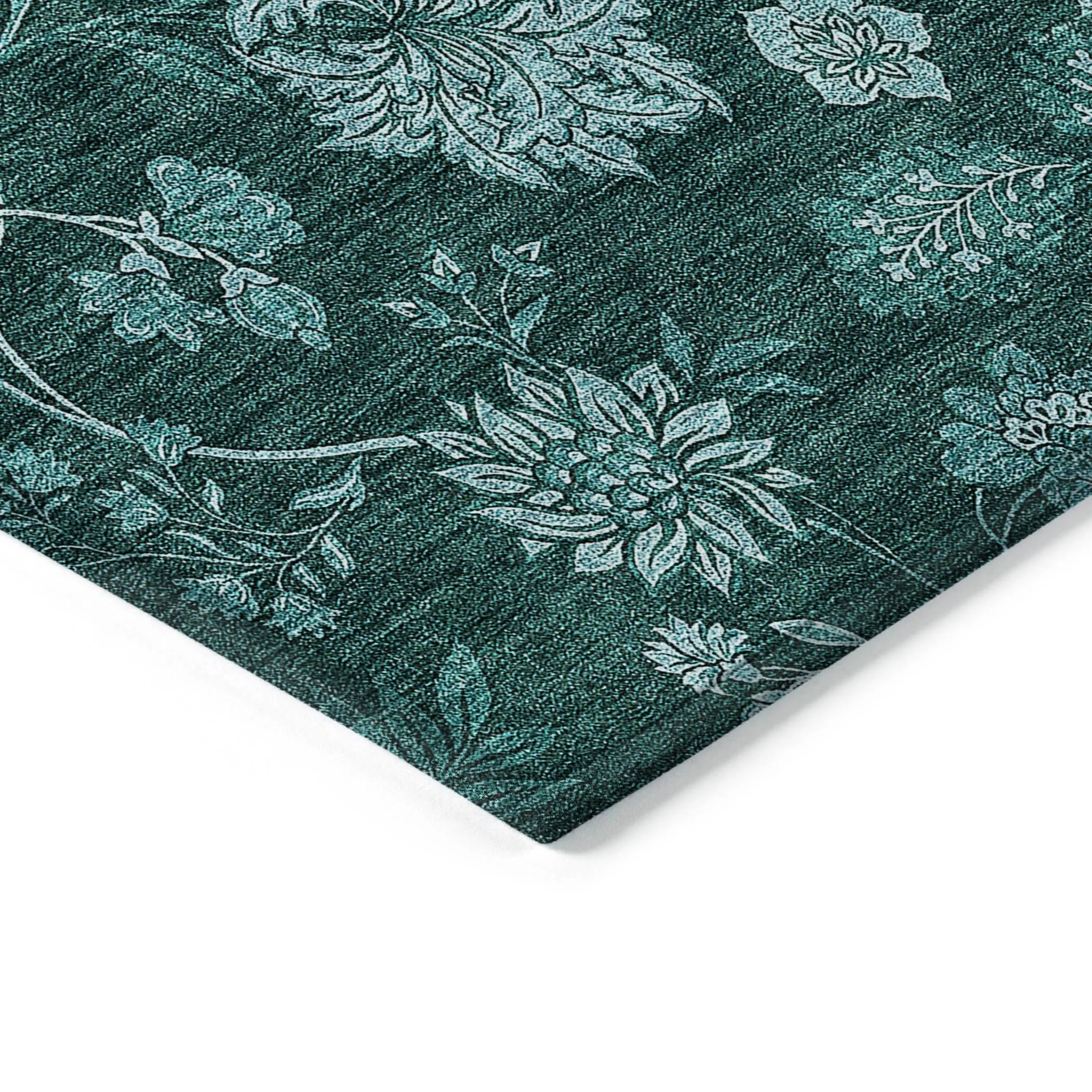 Machine Washable Indoor/ Outdoor Chantille Floral Farmhouse Rug